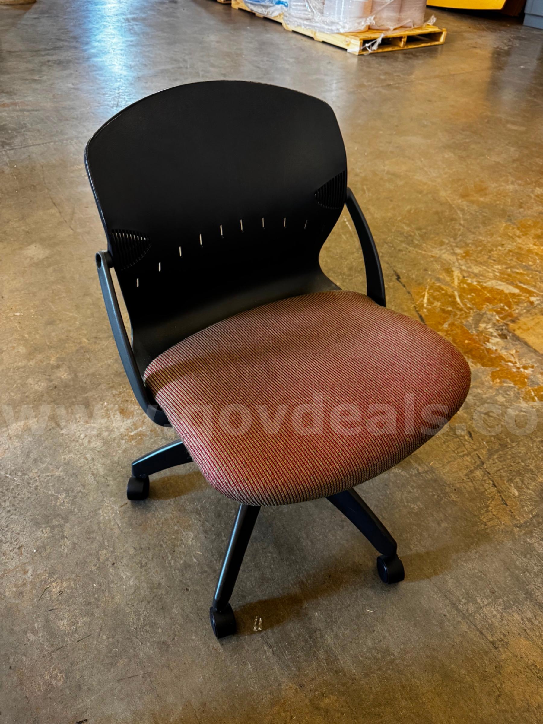 A Lot of 3 Black Backed Chairs   Government Surplus Auction - Photo #3