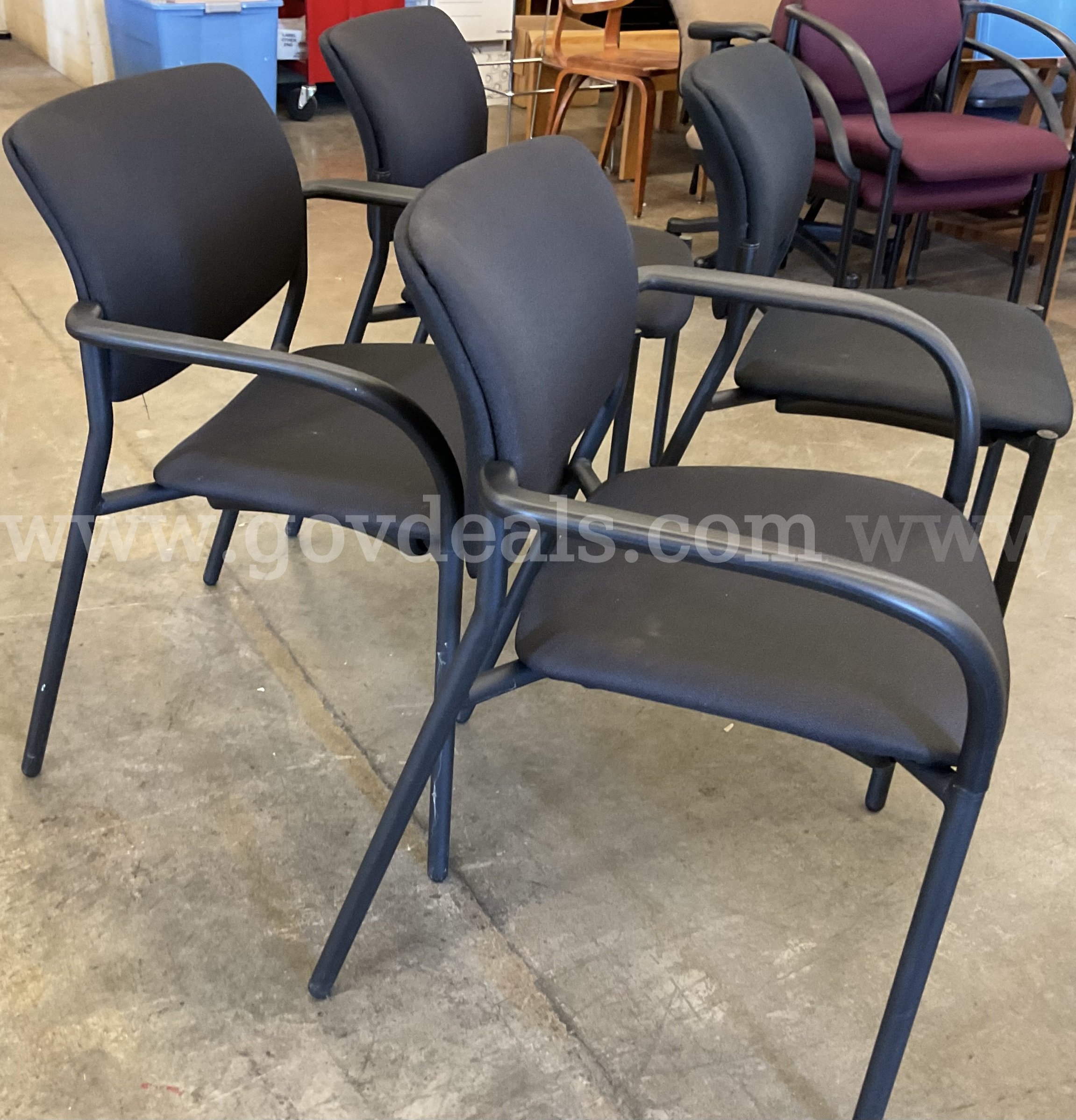 A lot of 4 Black Desk Chairs   Government Surplus Auction - Photo #4