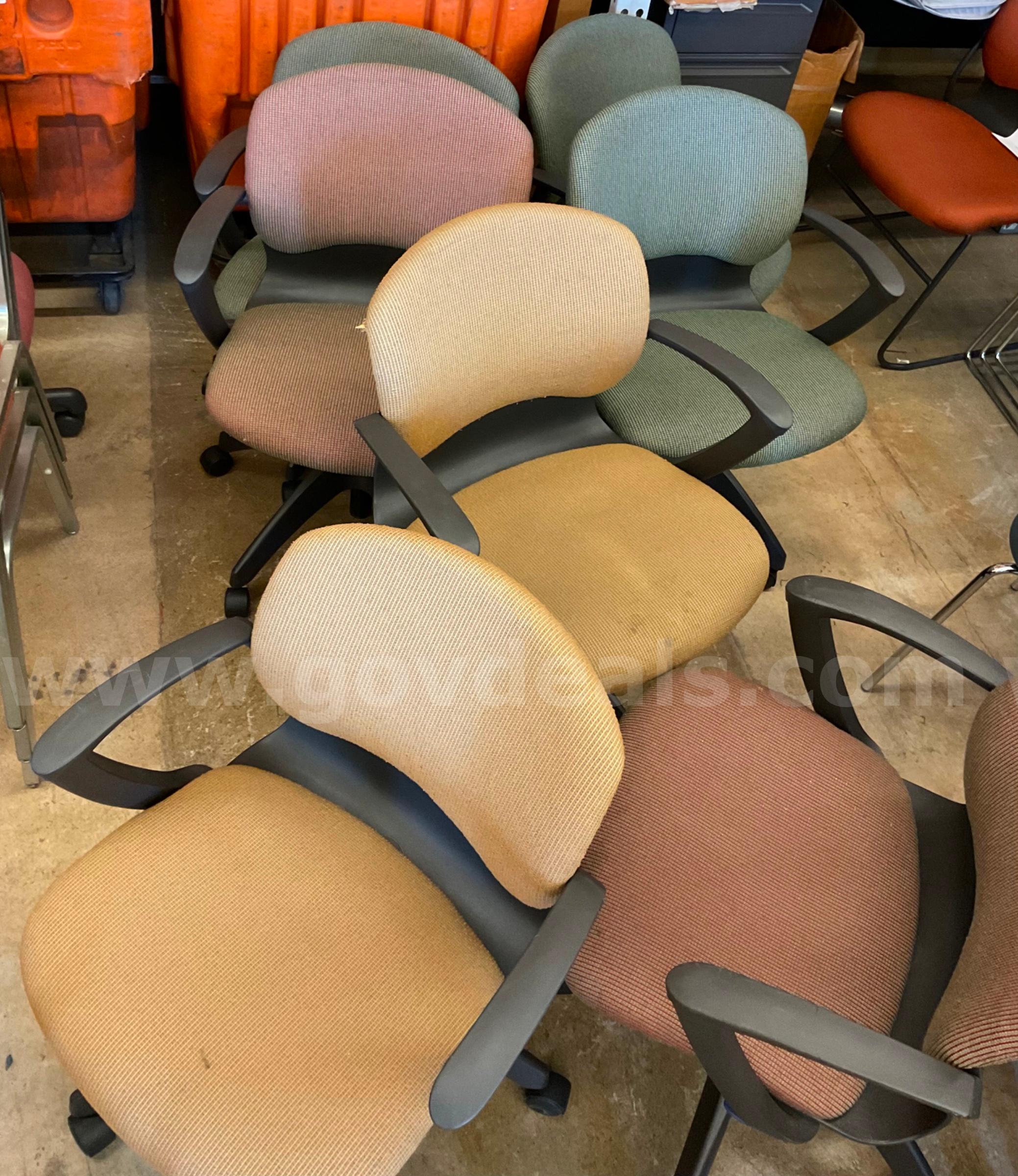Lot of 7 rolling chairs   Government Surplus Auction - Primary Photo