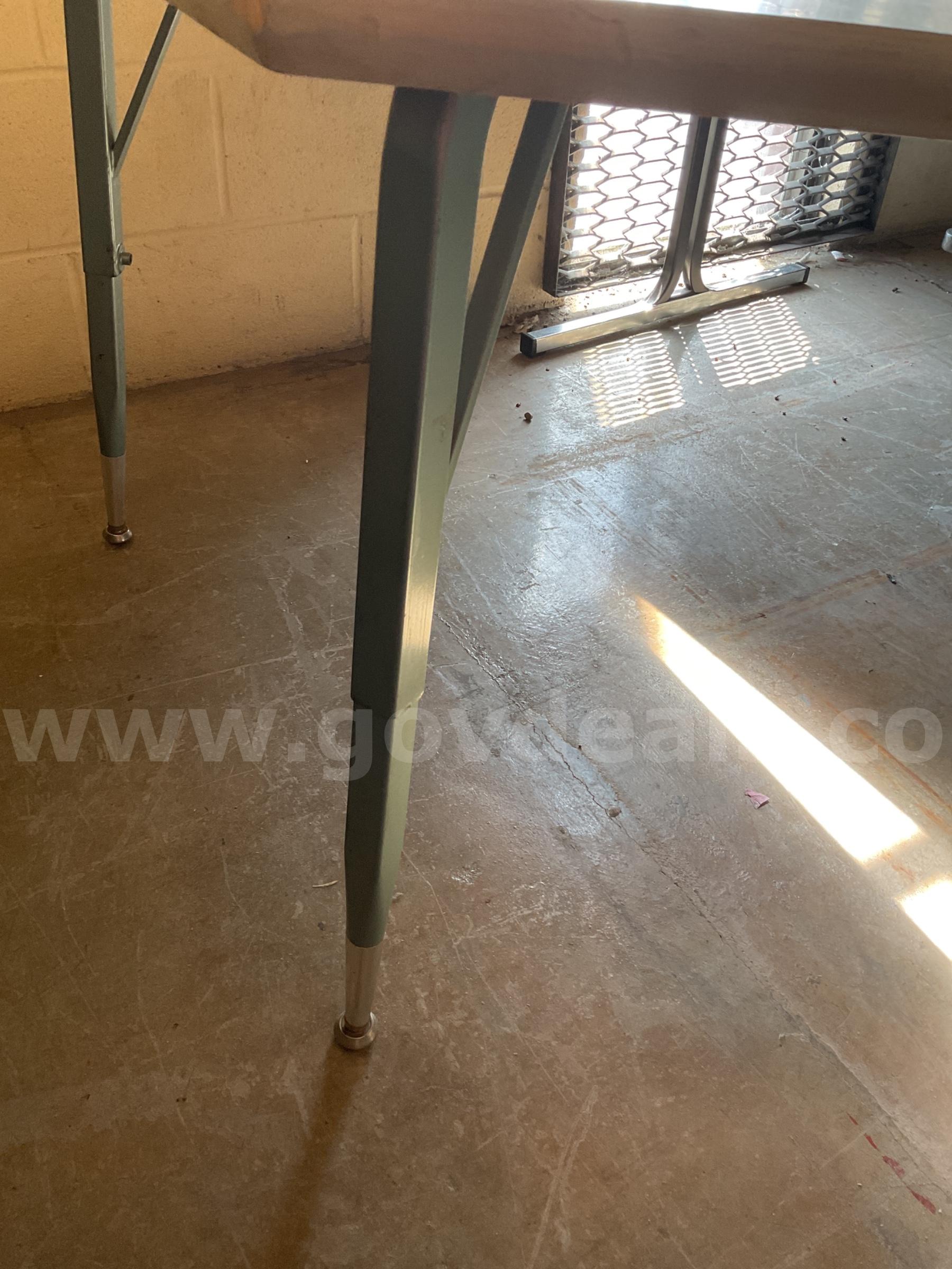 Tan Trapezoid shaped table   Government Surplus Auction - Photo #2