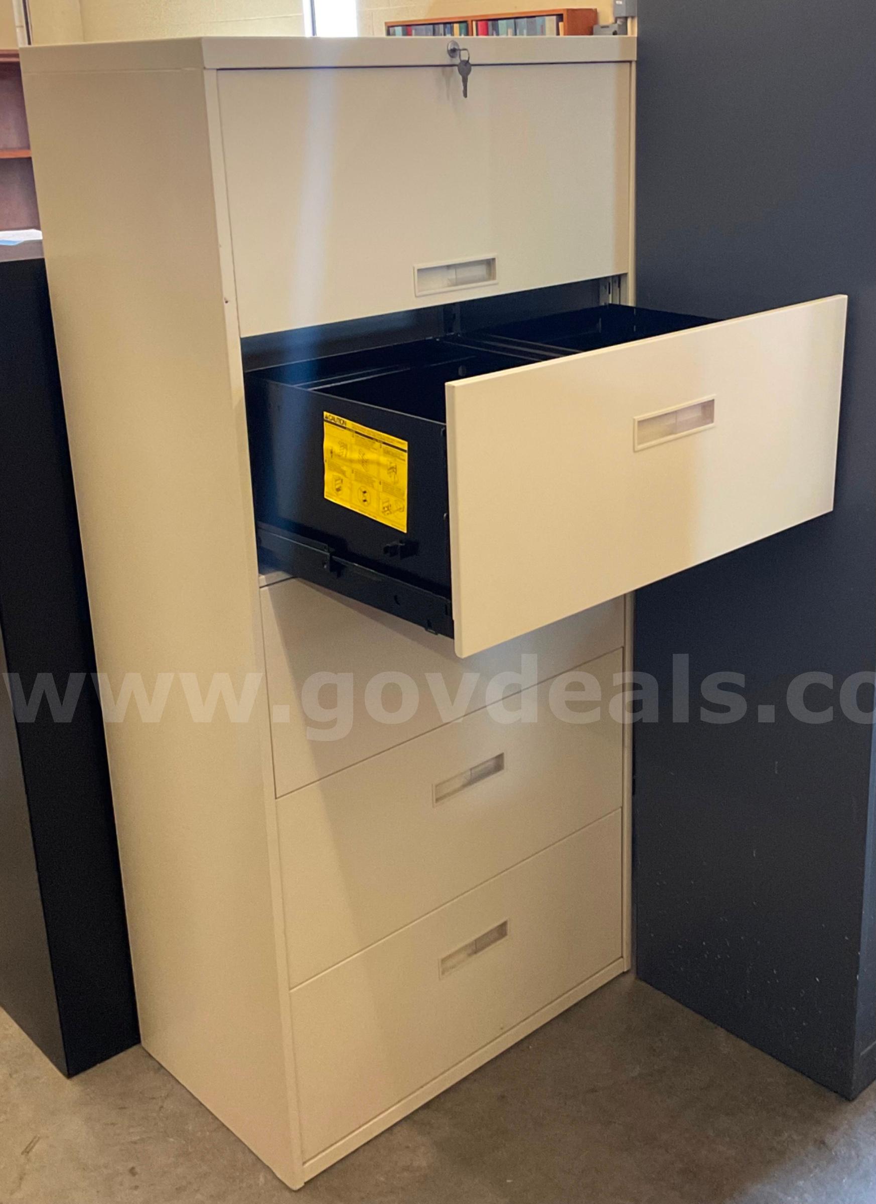 Tan 5-Door Filing Cabinet With Key   Government Surplus Auction - Photo #3