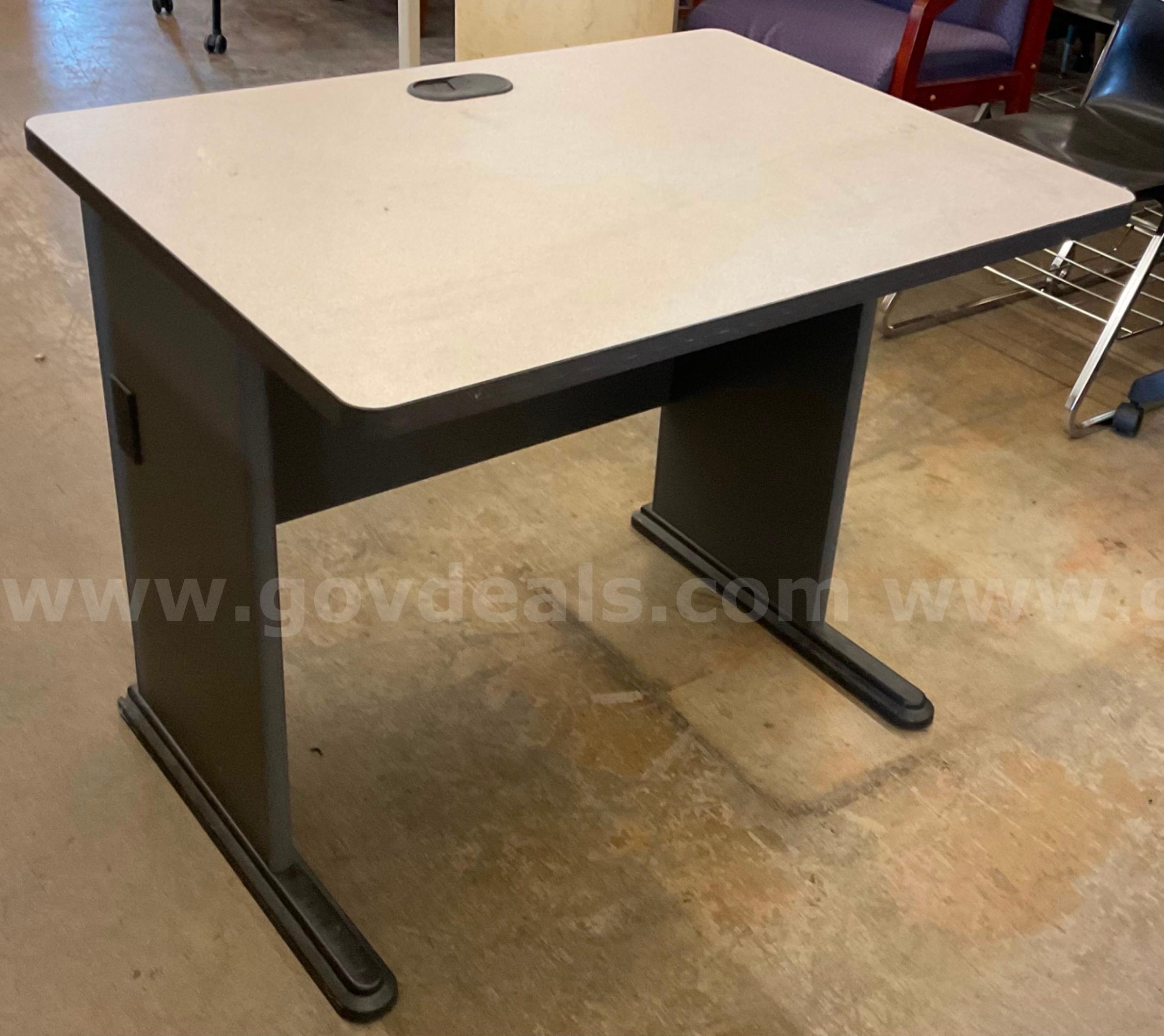 Light Grey Table Desk   Government Surplus Auction - Photo #2