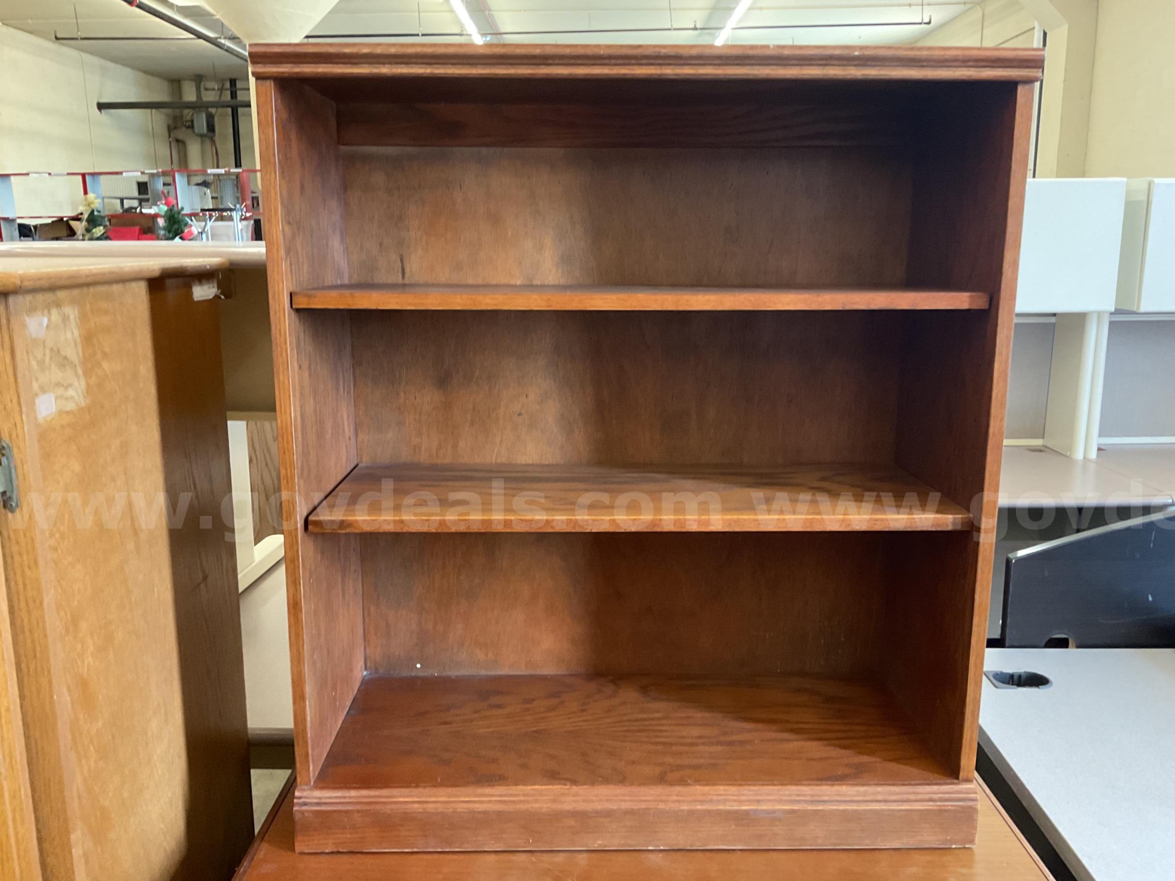 2 drawer dresser with bookshelf   Government Surplus Auction - Photo #3