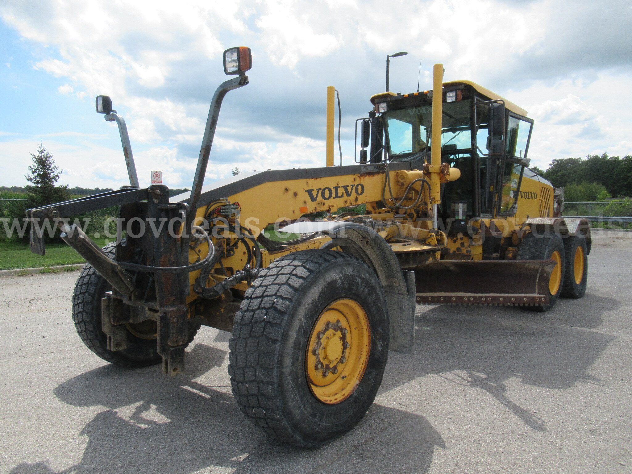 2009 Volvo Motor Grader Volvo 6946 Government Surplus Auction - Photo #4