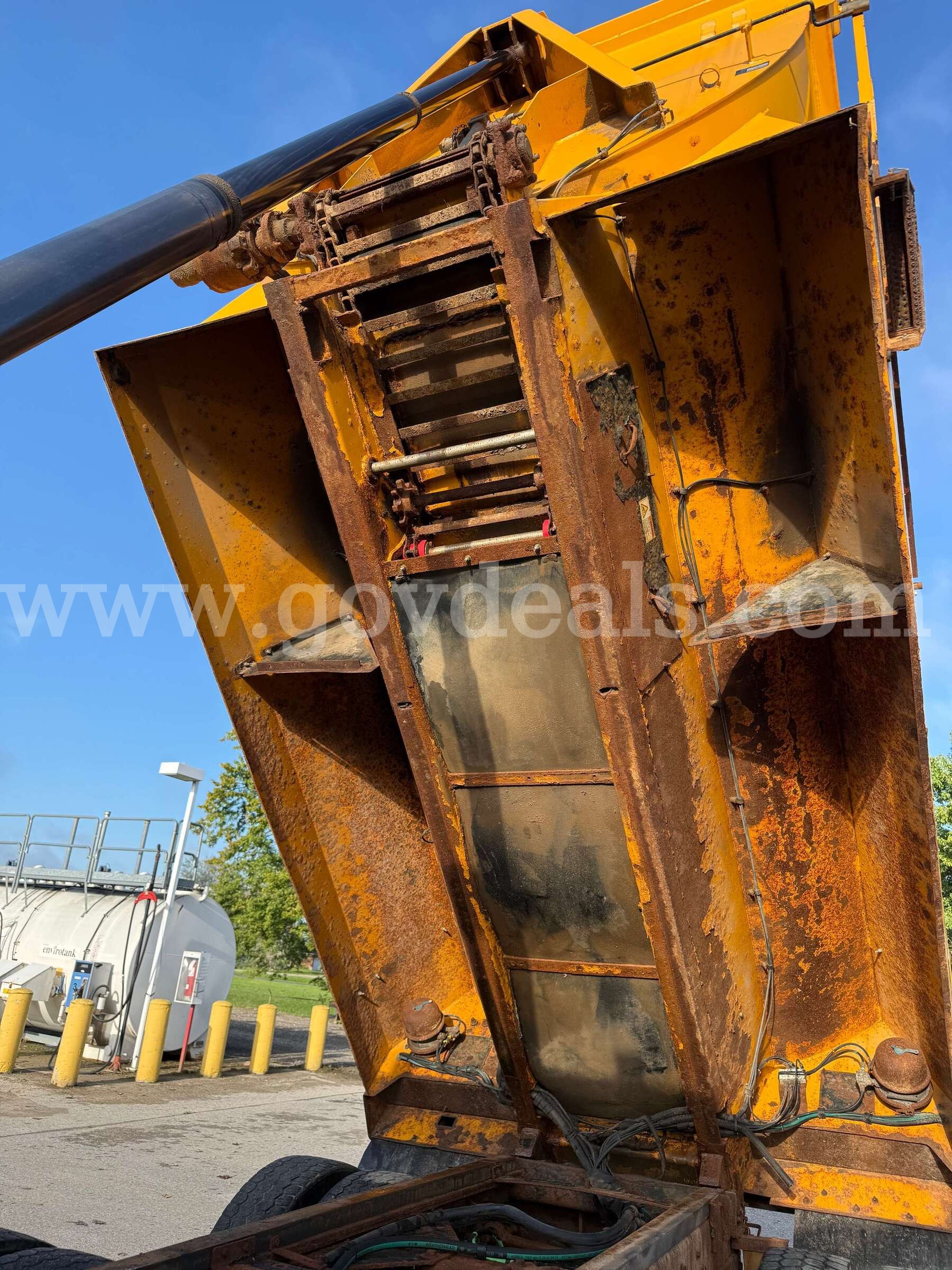 2016 Freightliner 114SD Plow Truck Freightliner 114SD Government Surplus Auction - Photo #6