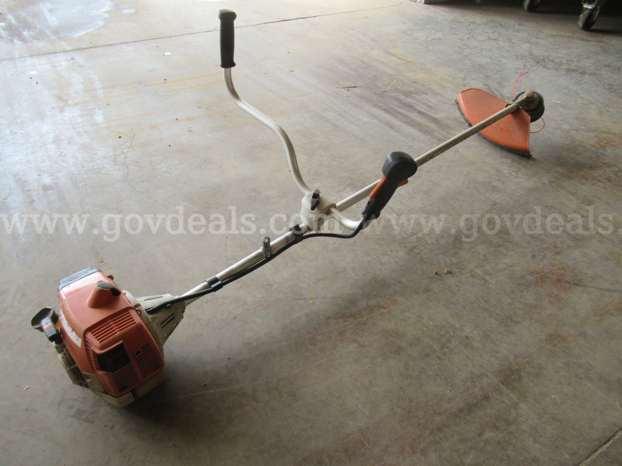 STIHL Line Trimmer STIHL FS 250 Government Surplus Auction - Photo #2