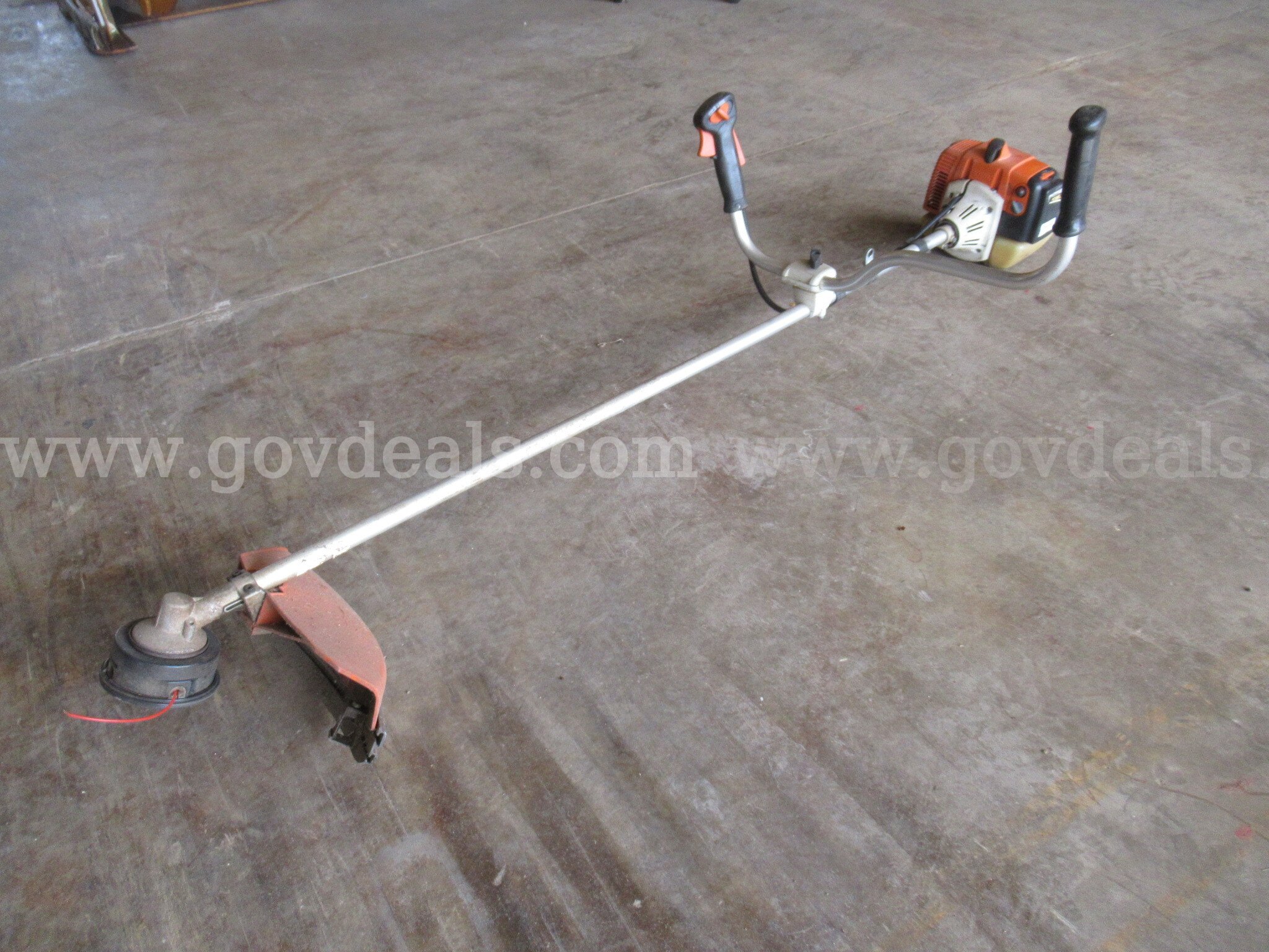 STIHL Line Trimmer STIHL FS 250 Government Surplus Auction - Photo #4