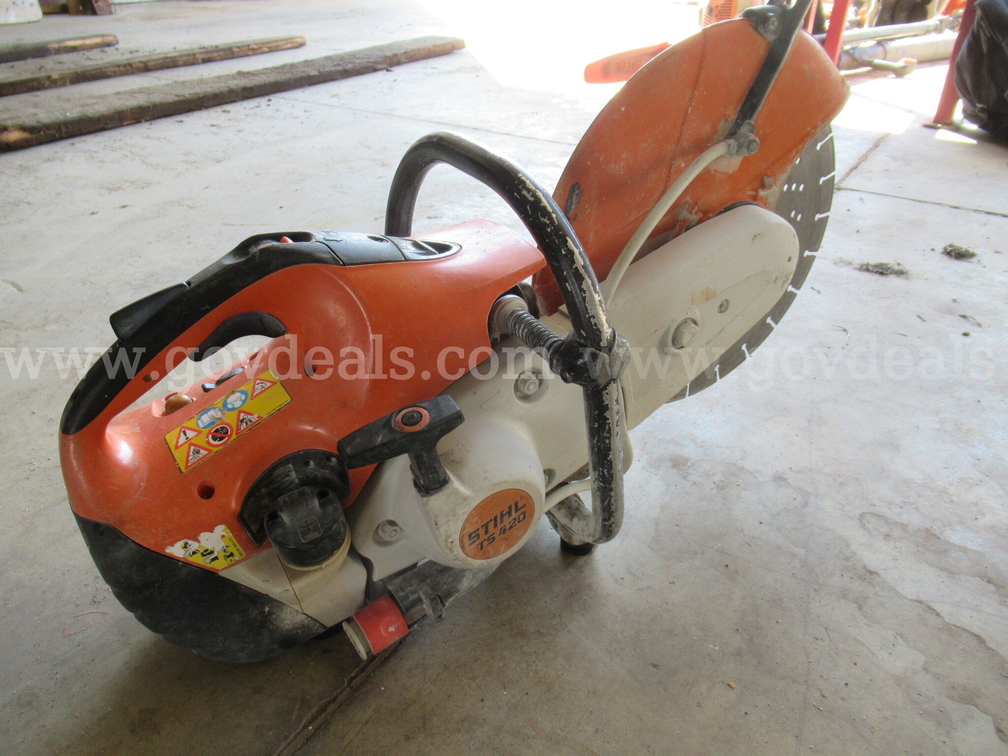 STIHL Concrete Saw STIHL TS 420 Government Surplus Auction - Photo #2