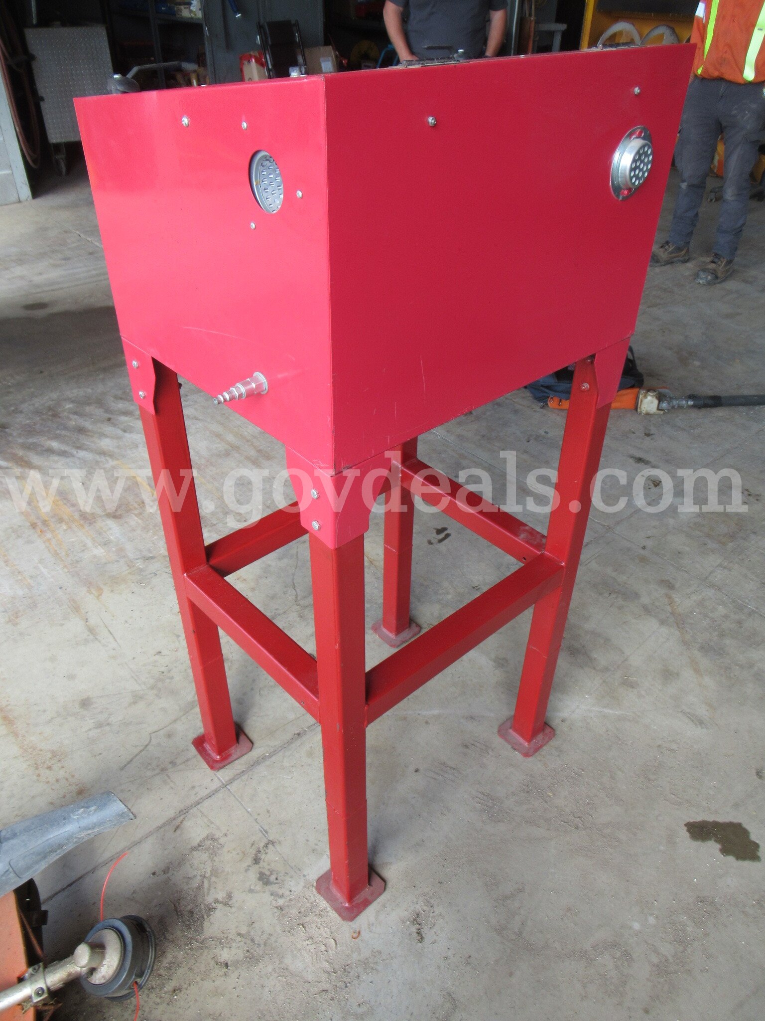 Big Red Sand Blaster Big Red  Government Surplus Auction - Photo #3