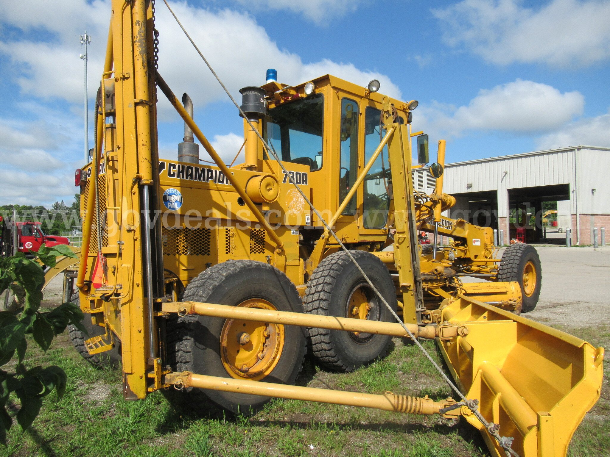 1987 Champion Motor Grader Champion 730A Government Surplus Auction - Photo #2