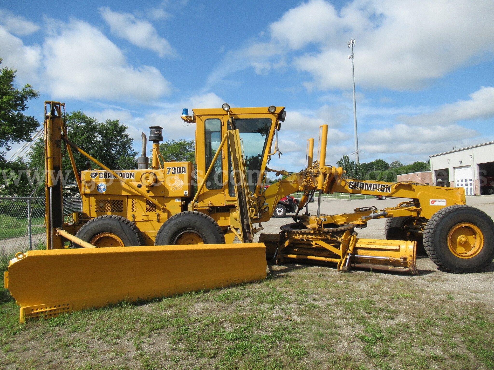 1987 Champion Motor Grader Champion 730A Government Surplus Auction - Photo #6