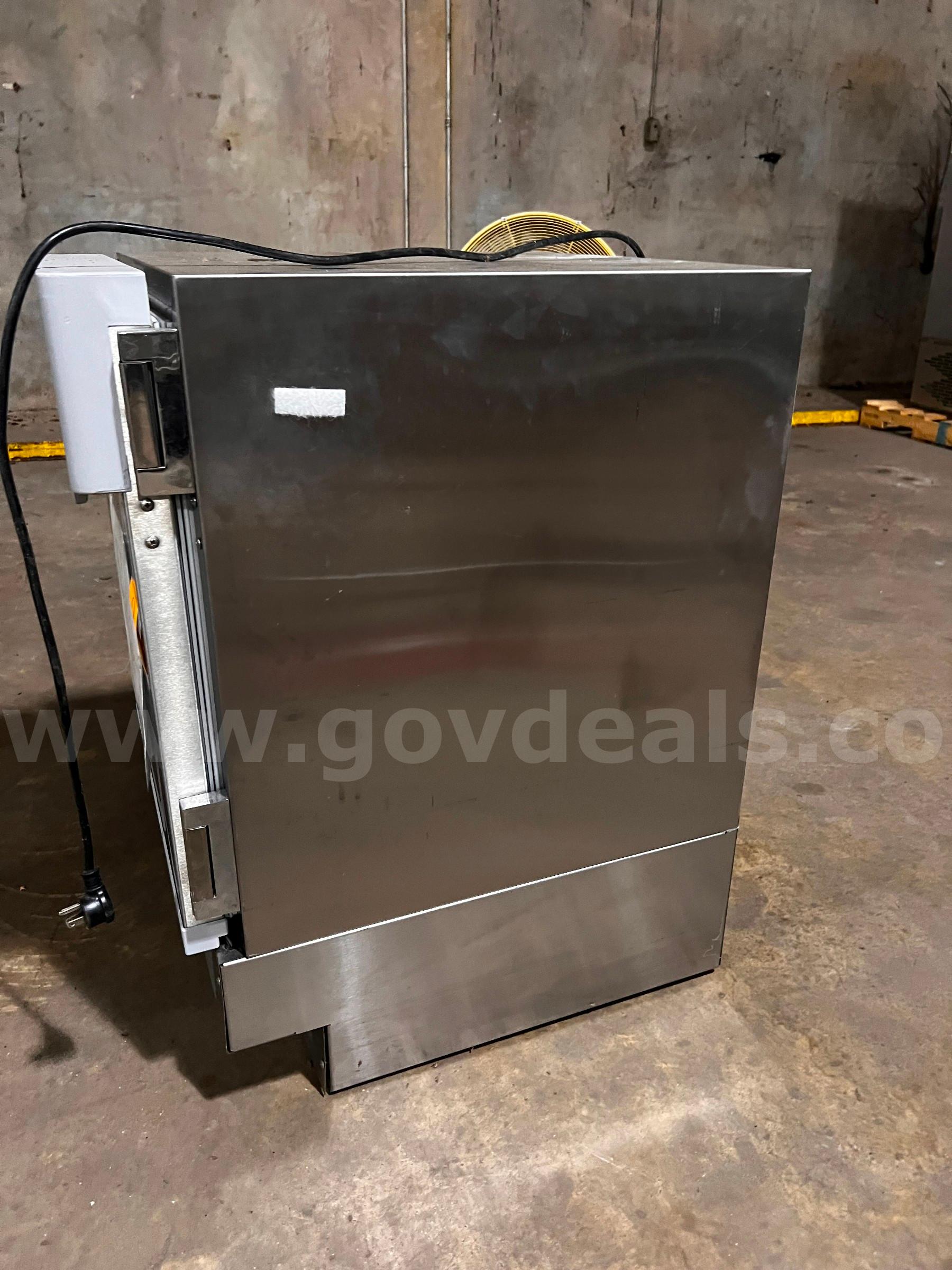 Follett Fridge Mod#FZR5P-00-00   Government Surplus Auction - Photo #3