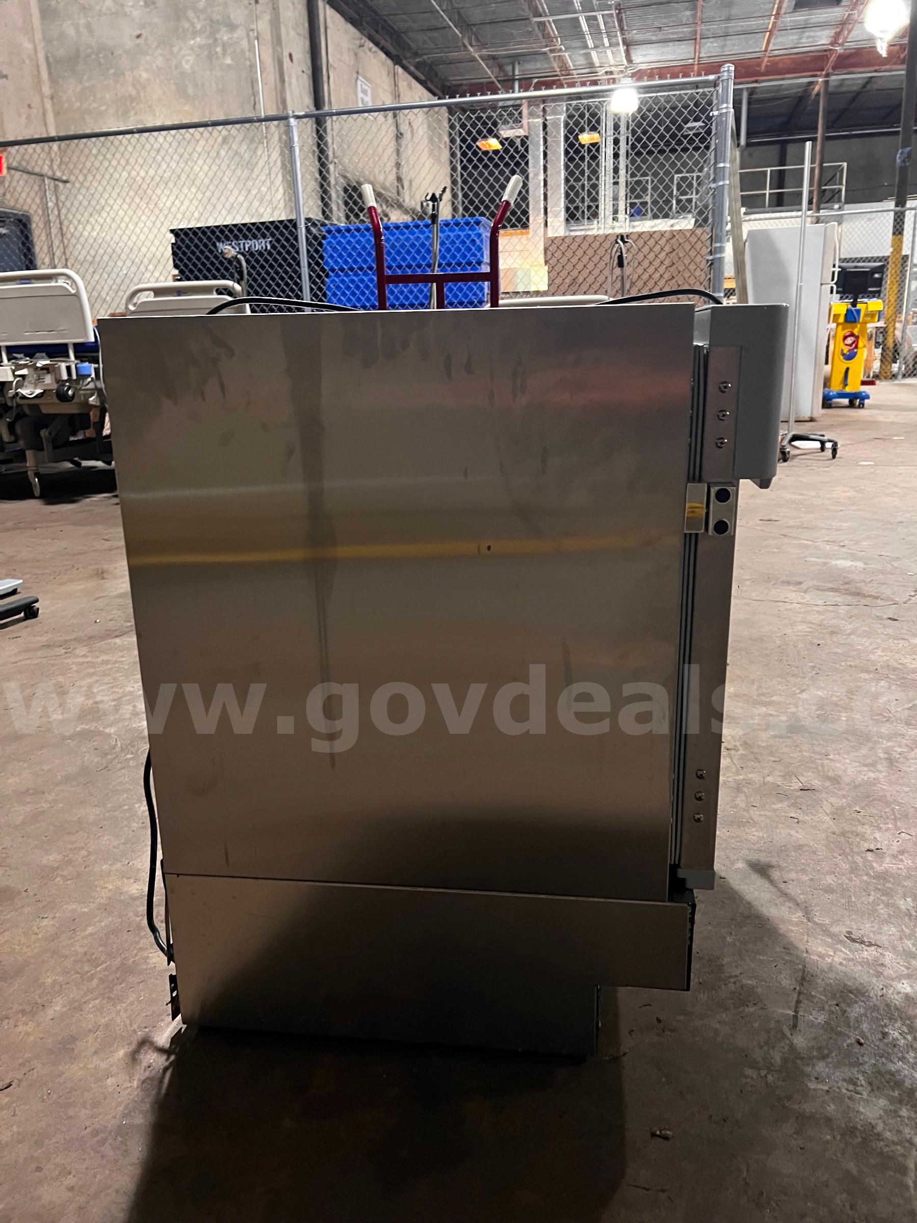 Follett Fridge Mod#FZR5P-00-00   Government Surplus Auction - Photo #5