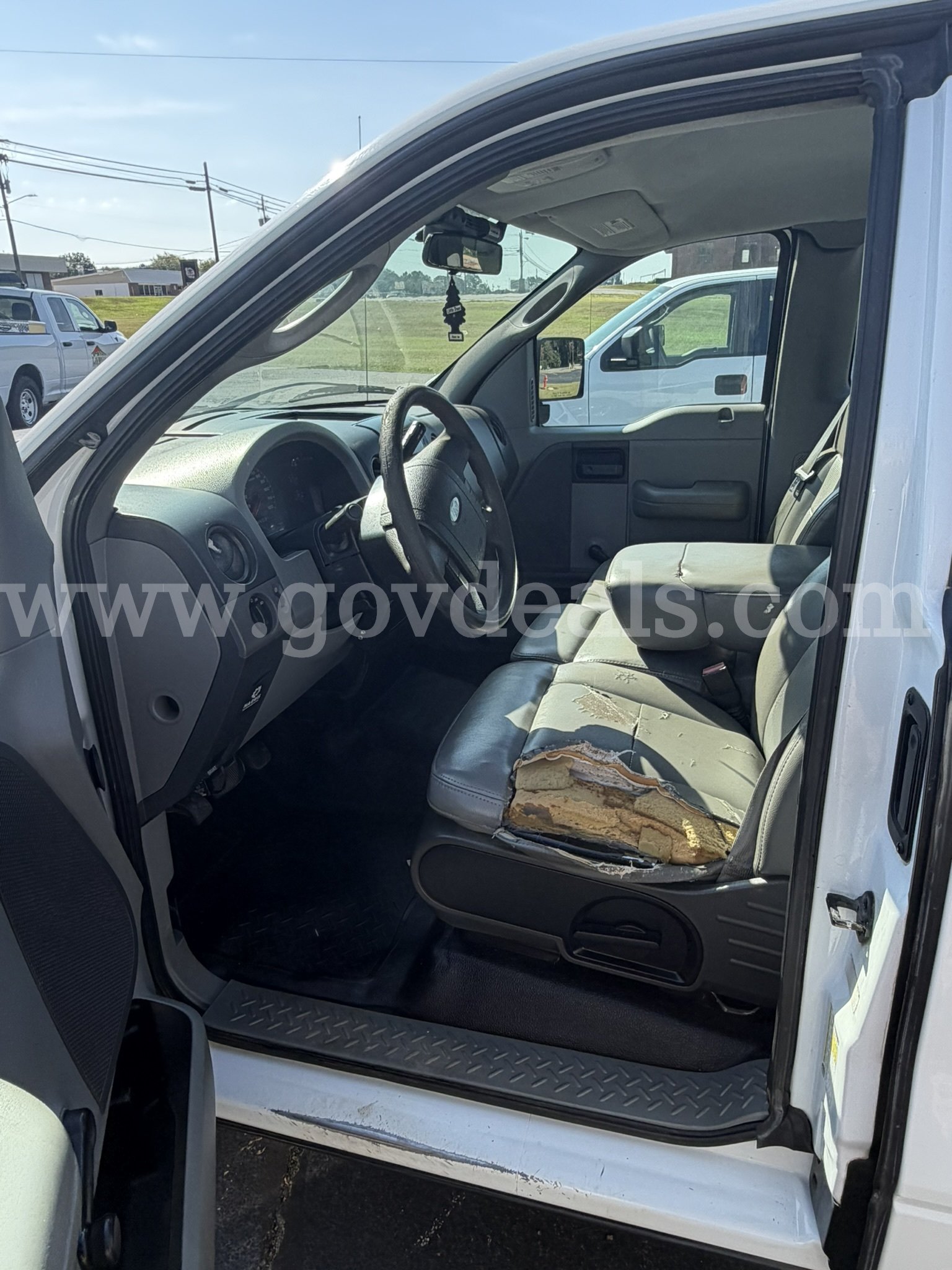 2008 Ford F-150 Ford F-150 Government Surplus Auction - Photo #3
