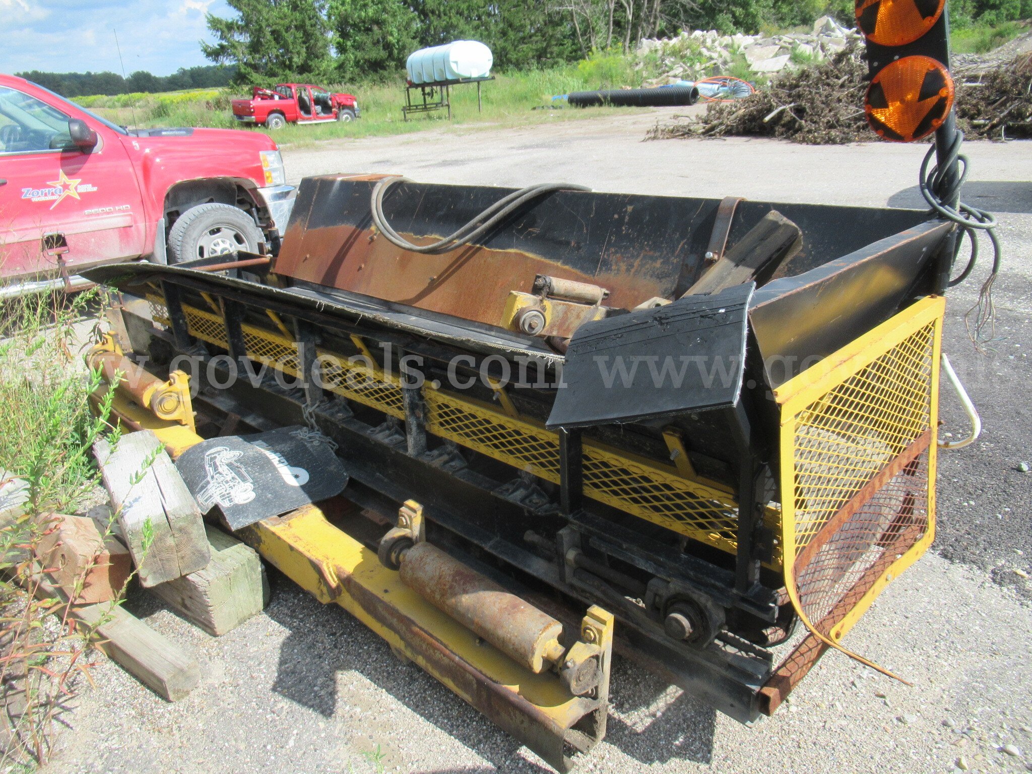 Hydraulic Shouldering Unit   Government Surplus Auction - Primary Photo