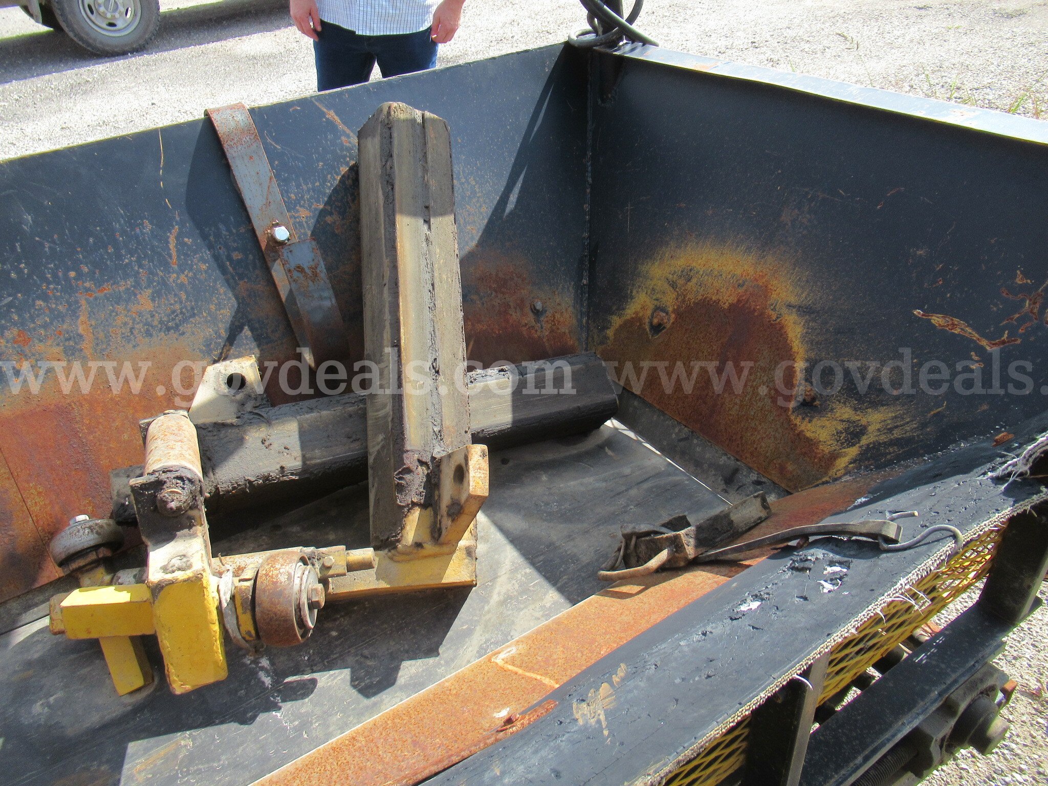 Hydraulic Shouldering Unit   Government Surplus Auction - Photo #6