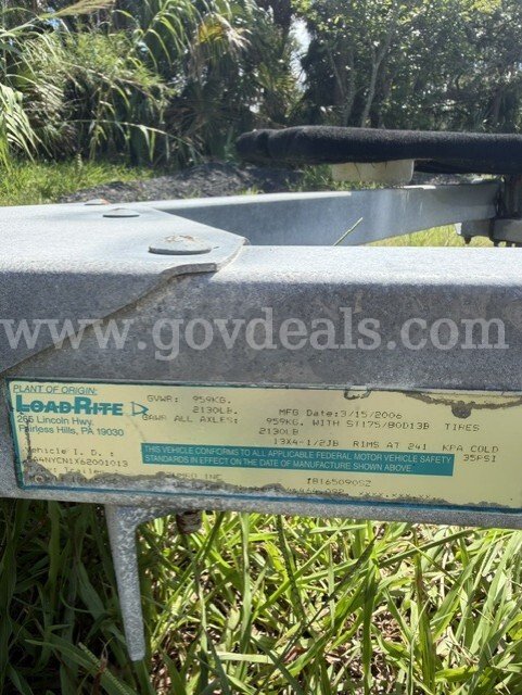 Zumbo Load-Rite Boat Trailer - 20" Zumbo Load-Rite 1810903 Government Surplus Auction - Photo #2