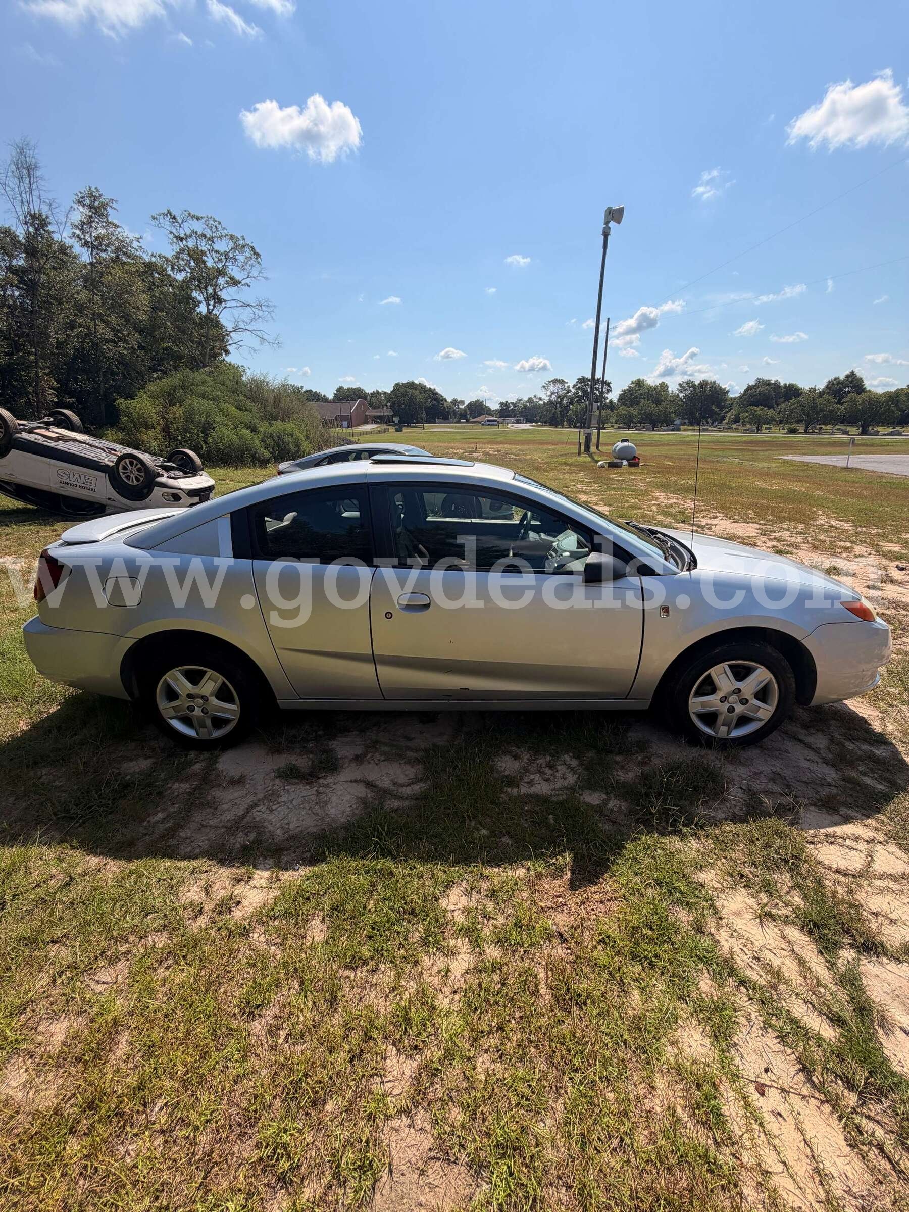 2006 Saturn ION Saturn ION Government Surplus Auction - Photo #3