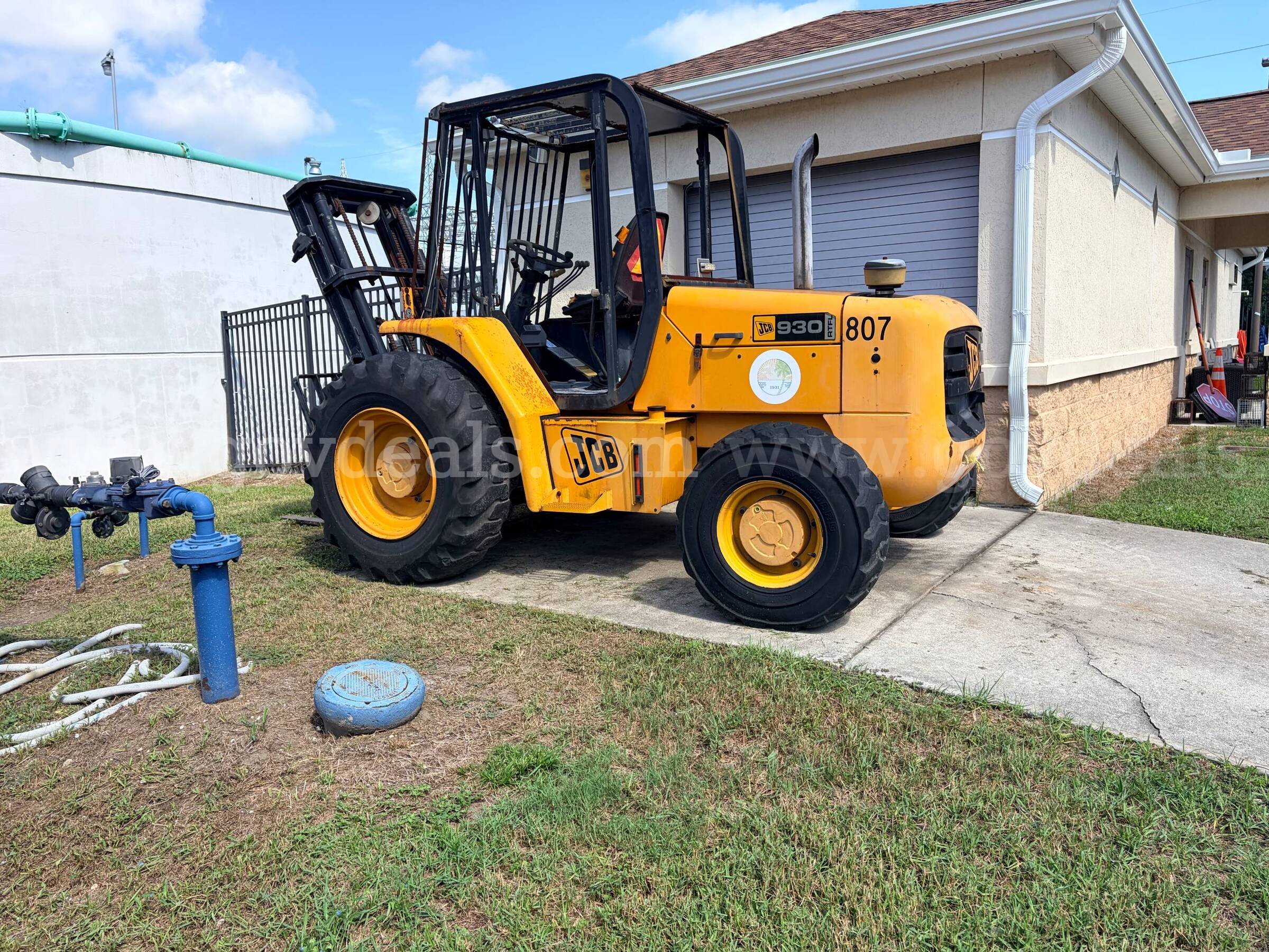 2004 JCB 930 Rough Terrain Forklift JCB 930 Government Surplus Auction - Photo #4