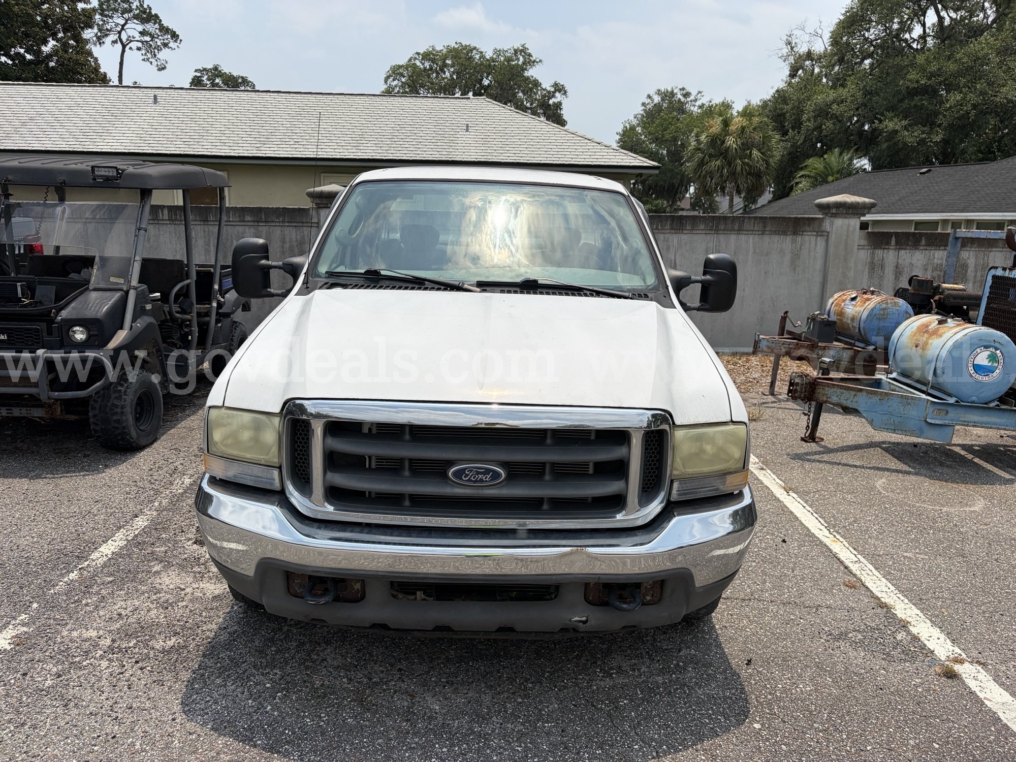 2004 Ford F-250 SD XL SuperCab 2WD Ford F-250 Government Surplus Auction - Photo #3