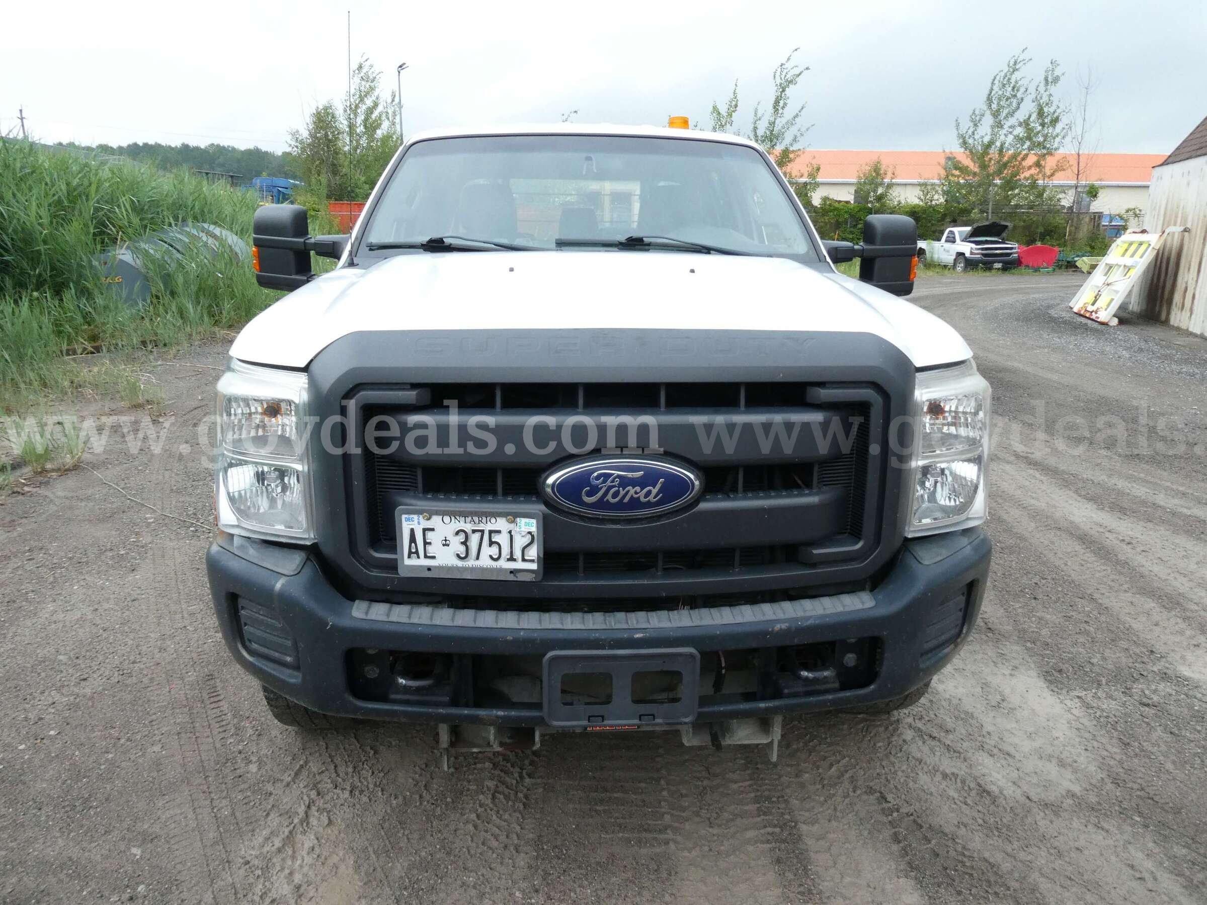 2013 Ford F-250 White Super Duty Crew Cab Long Bed 4WD Ford F-250 Government Surplus Auction - Photo #3