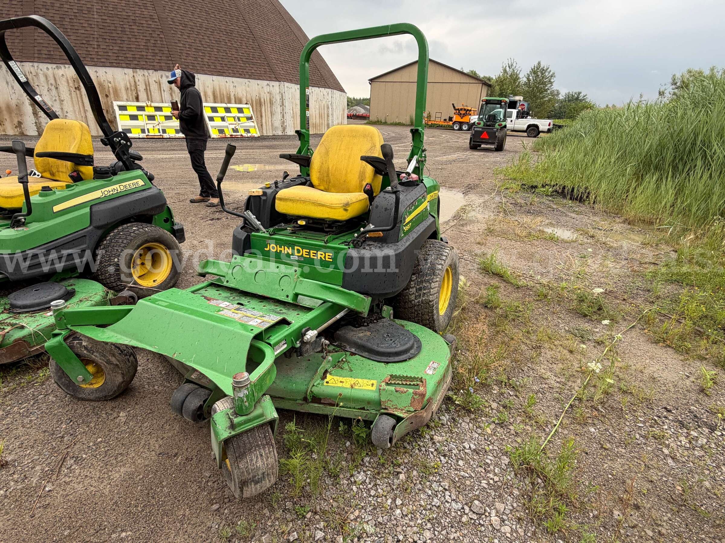 John Deere Zero Turn Lawn Mower John Deere 997 Government Surplus Auction - Photo #2