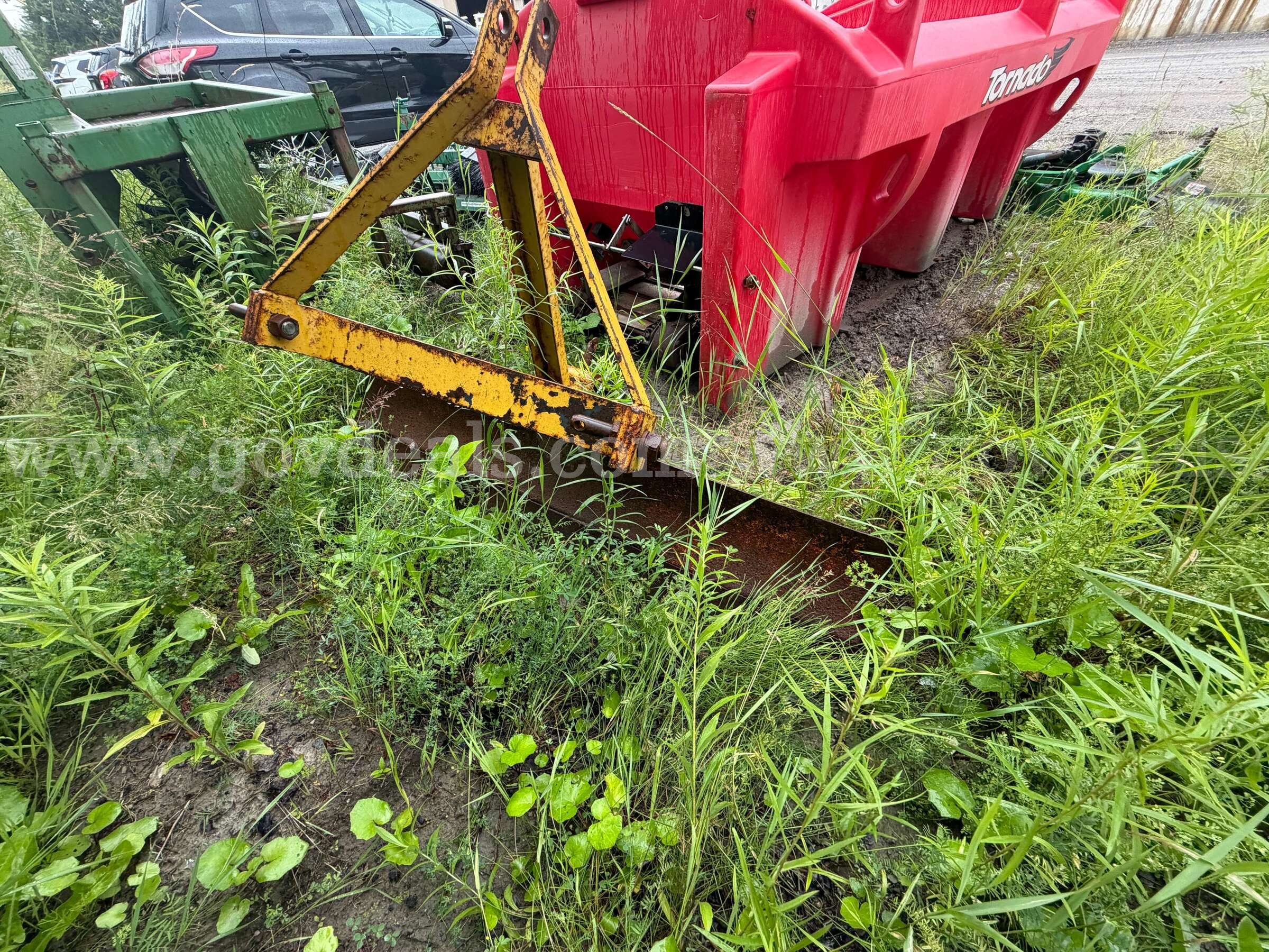 3 Point Hitch Scraper Blade (5 Ft)   Government Surplus Auction - Primary Photo