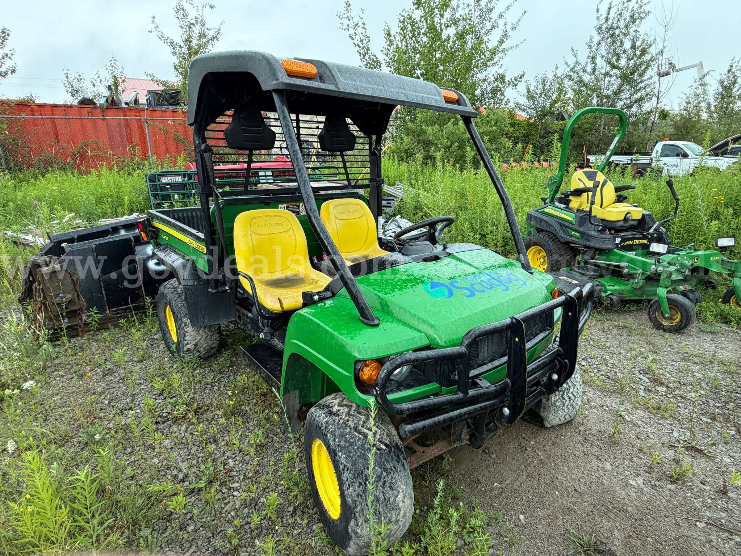 2015 John Deere Gator ATV John Deere HPX GAS Government Surplus Auction - Photo #2