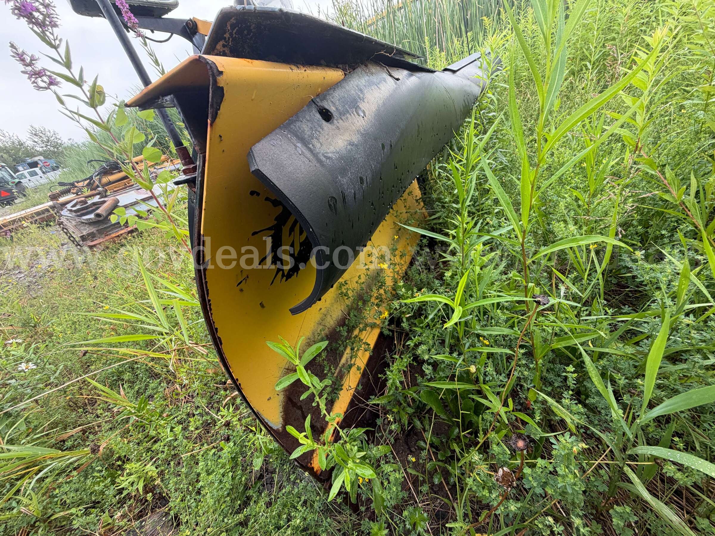 9 Ft V Plow Storm Guard (Minute Mount 2 system) Storm Guard  Government Surplus Auction - Photo #5