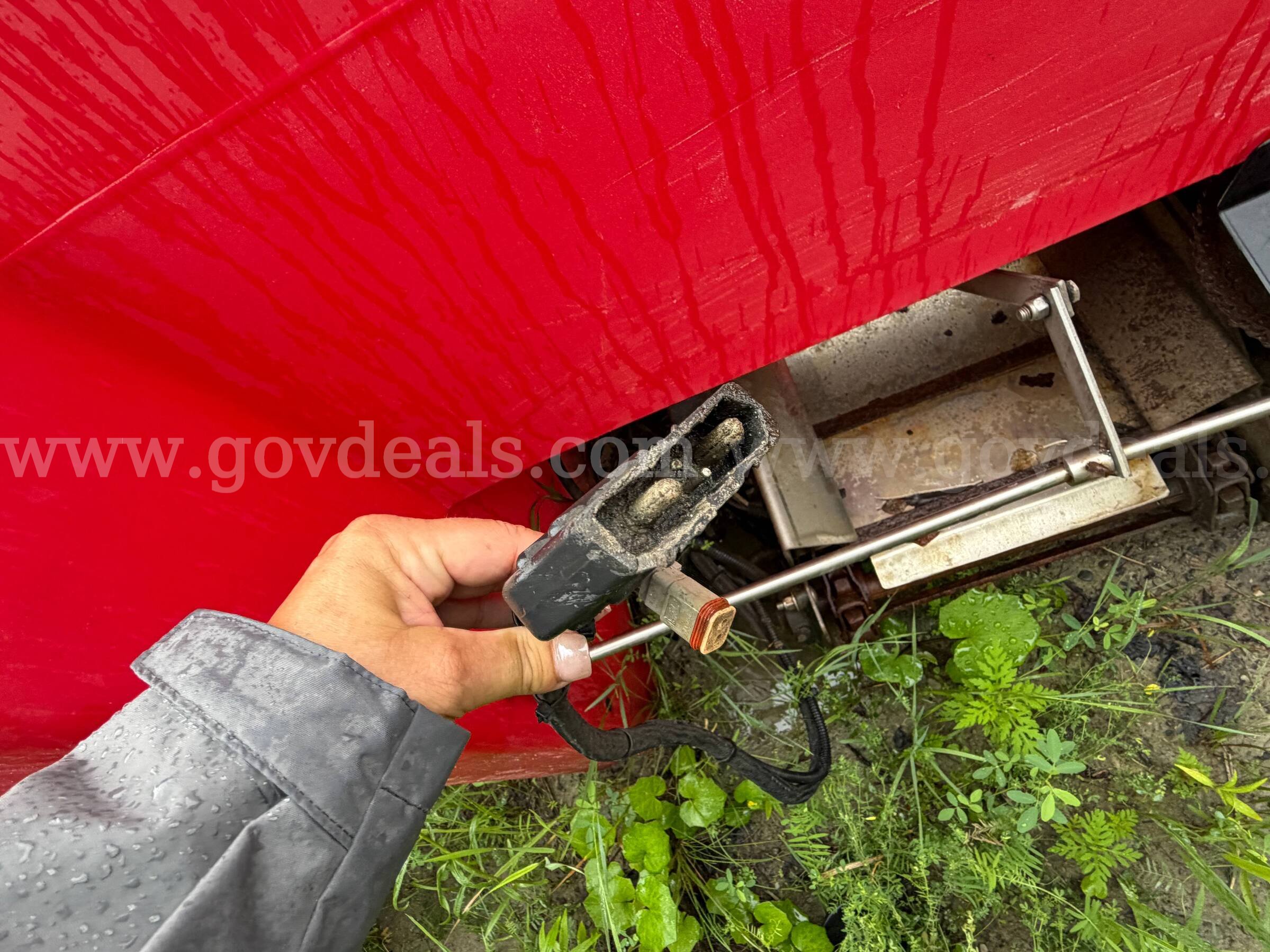 Tornado Salt/Sand Hopper  7Ft Tornado  Government Surplus Auction - Photo #6