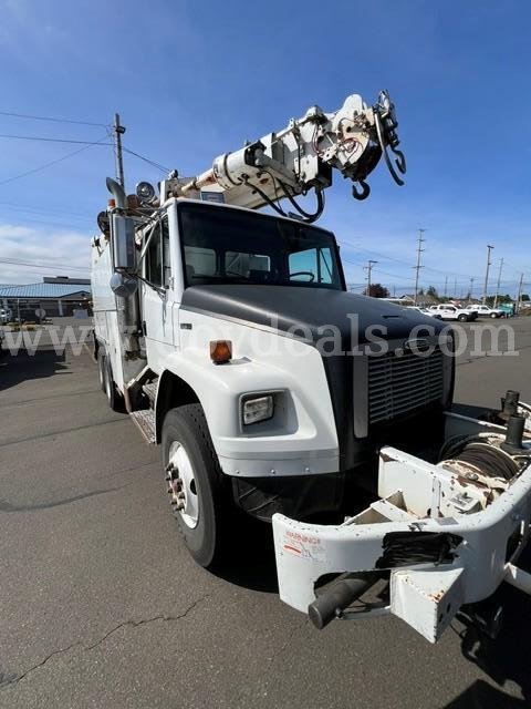 1999 Freightliner FL80 Altec D2050TC Digger Derrick Freightliner D2050TC Government Surplus Auction - Photo #5