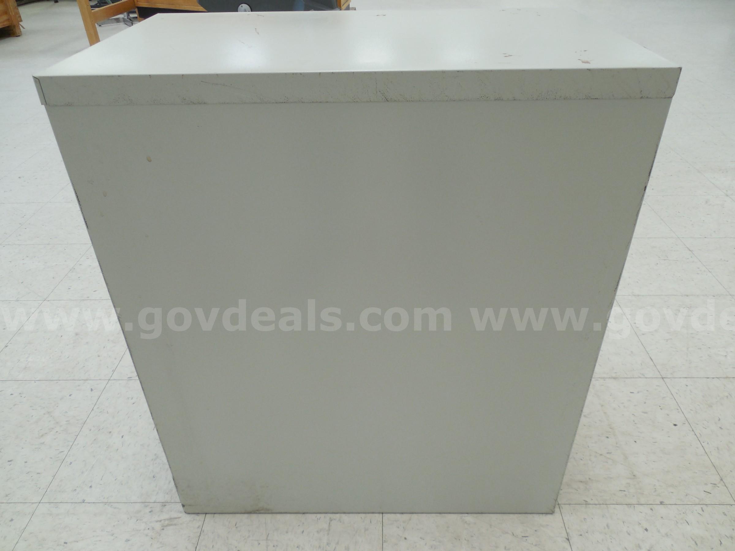 Two drawer filing cabinet   Government Surplus Auction - Photo #4