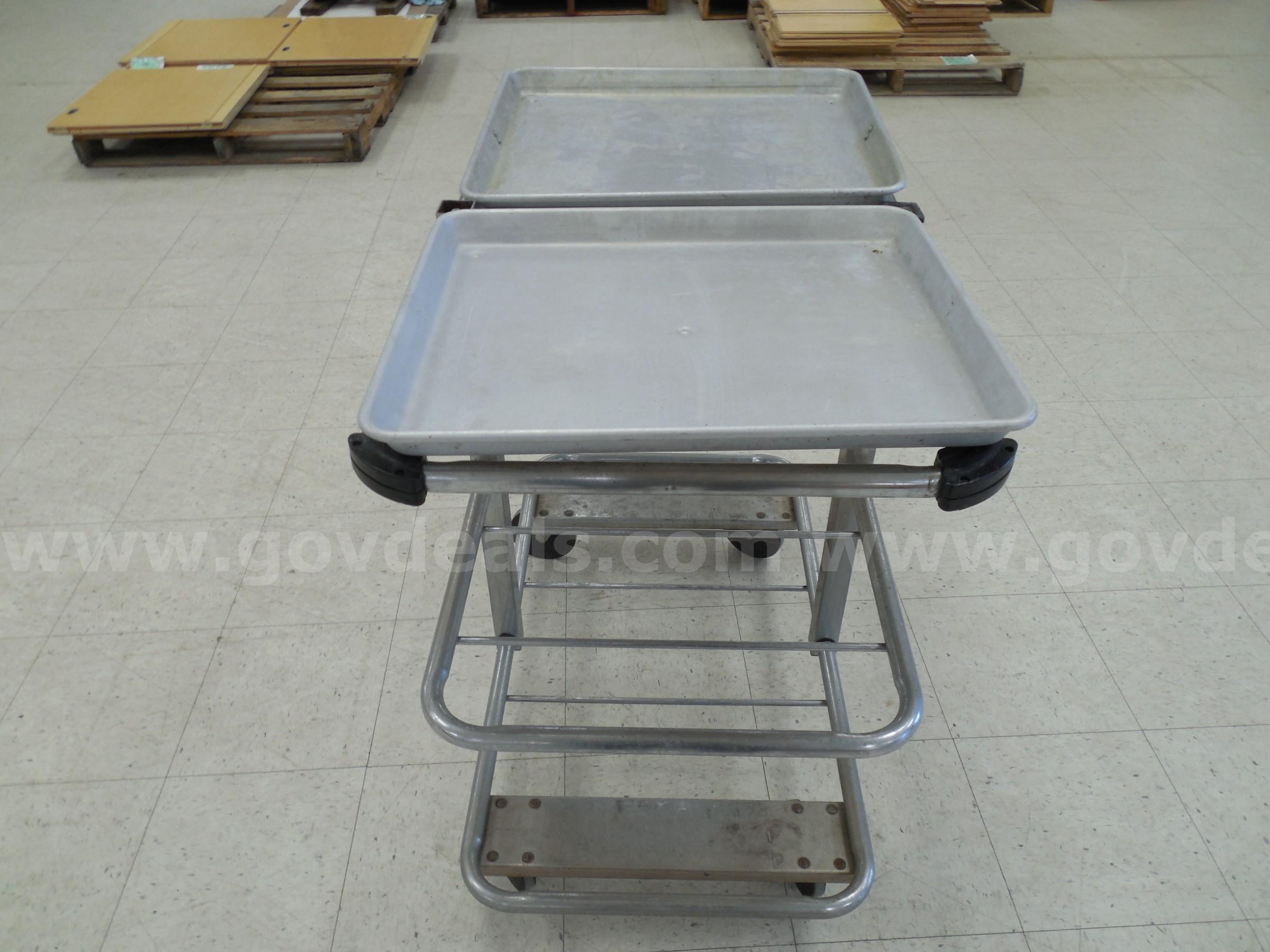 Metal rolling storage cart   Government Surplus Auction - Photo #2