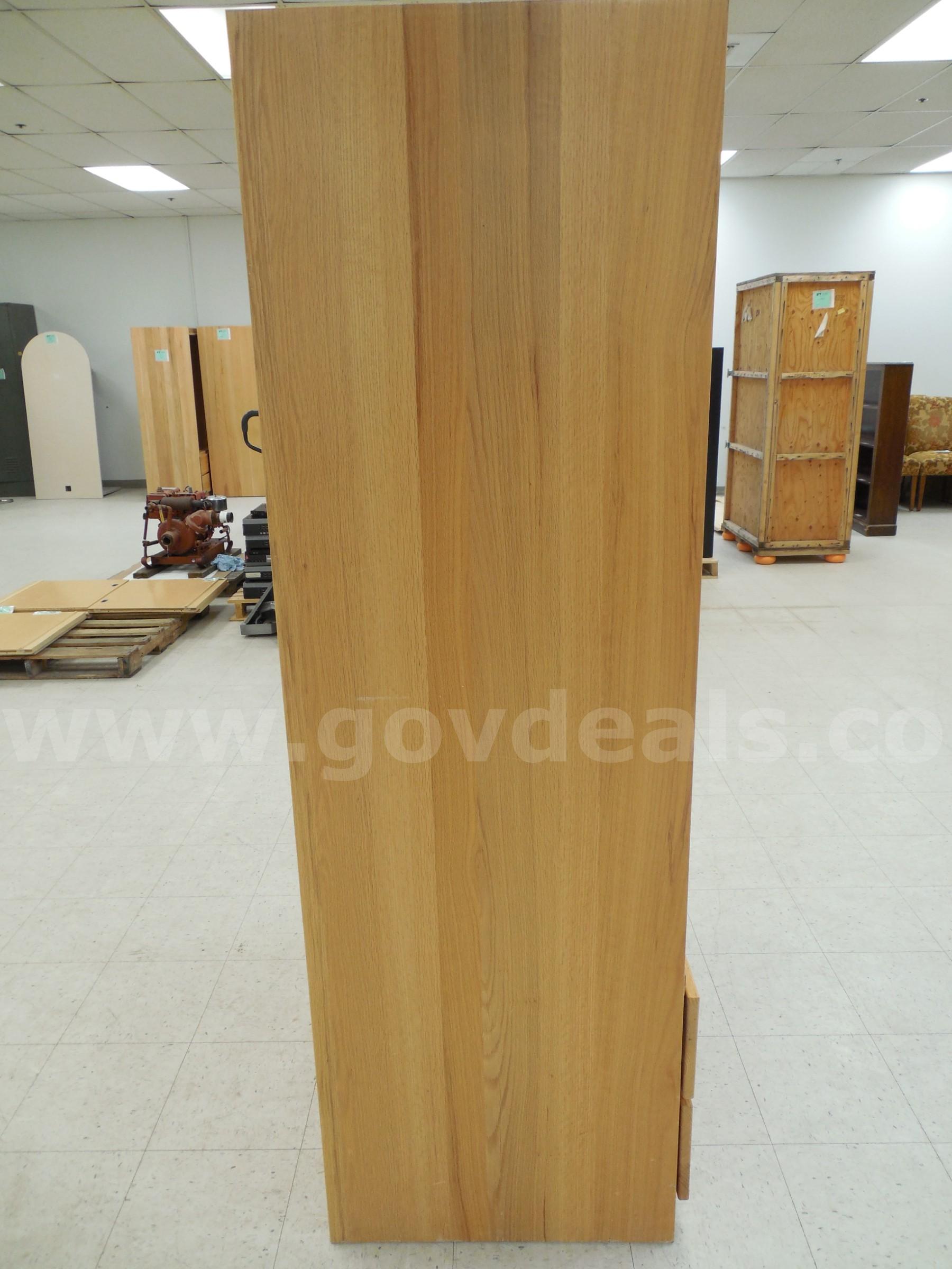 Wooden armoire   Government Surplus Auction - Photo #2