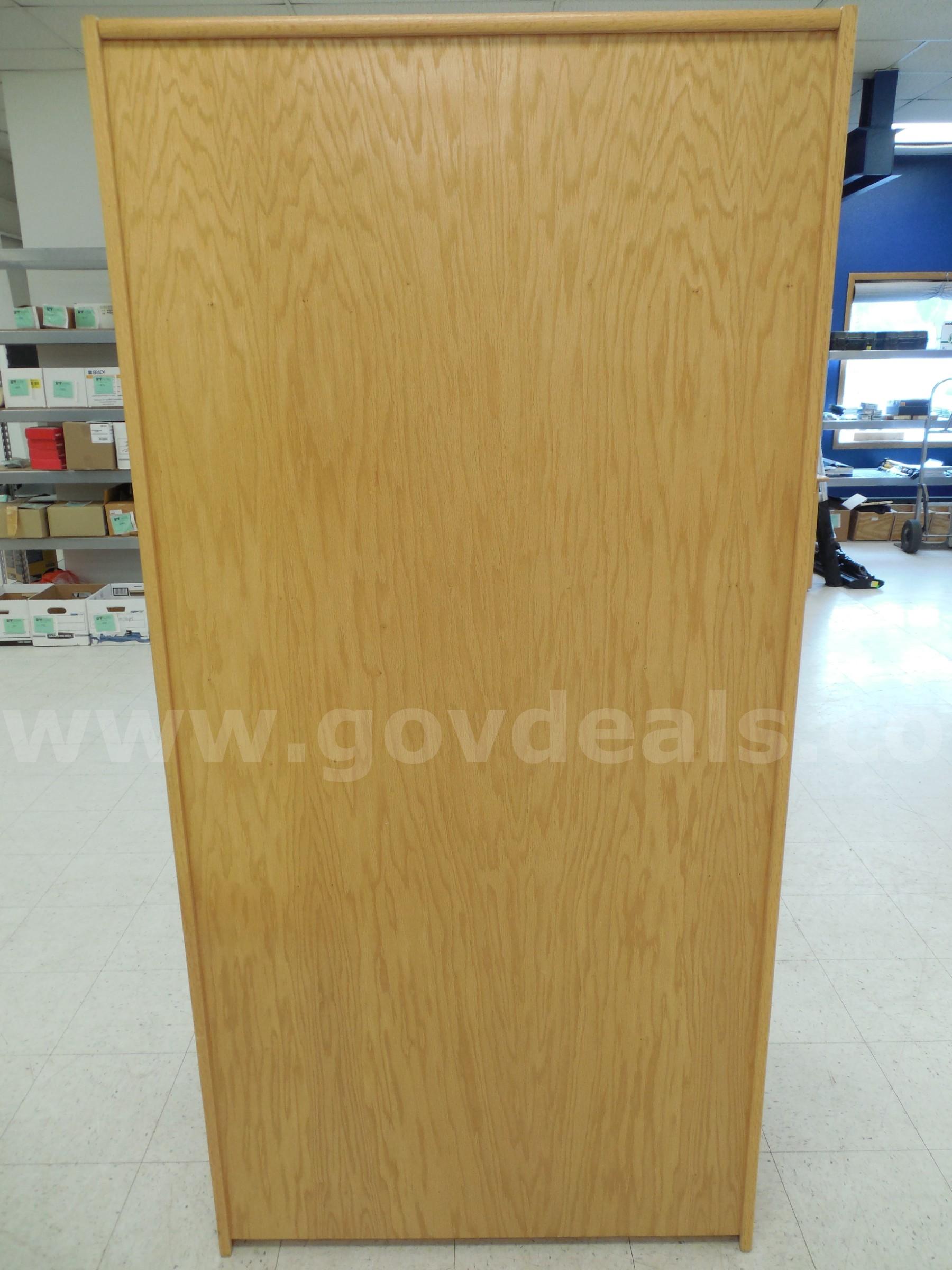 Wooden armoire   Government Surplus Auction - Photo #3