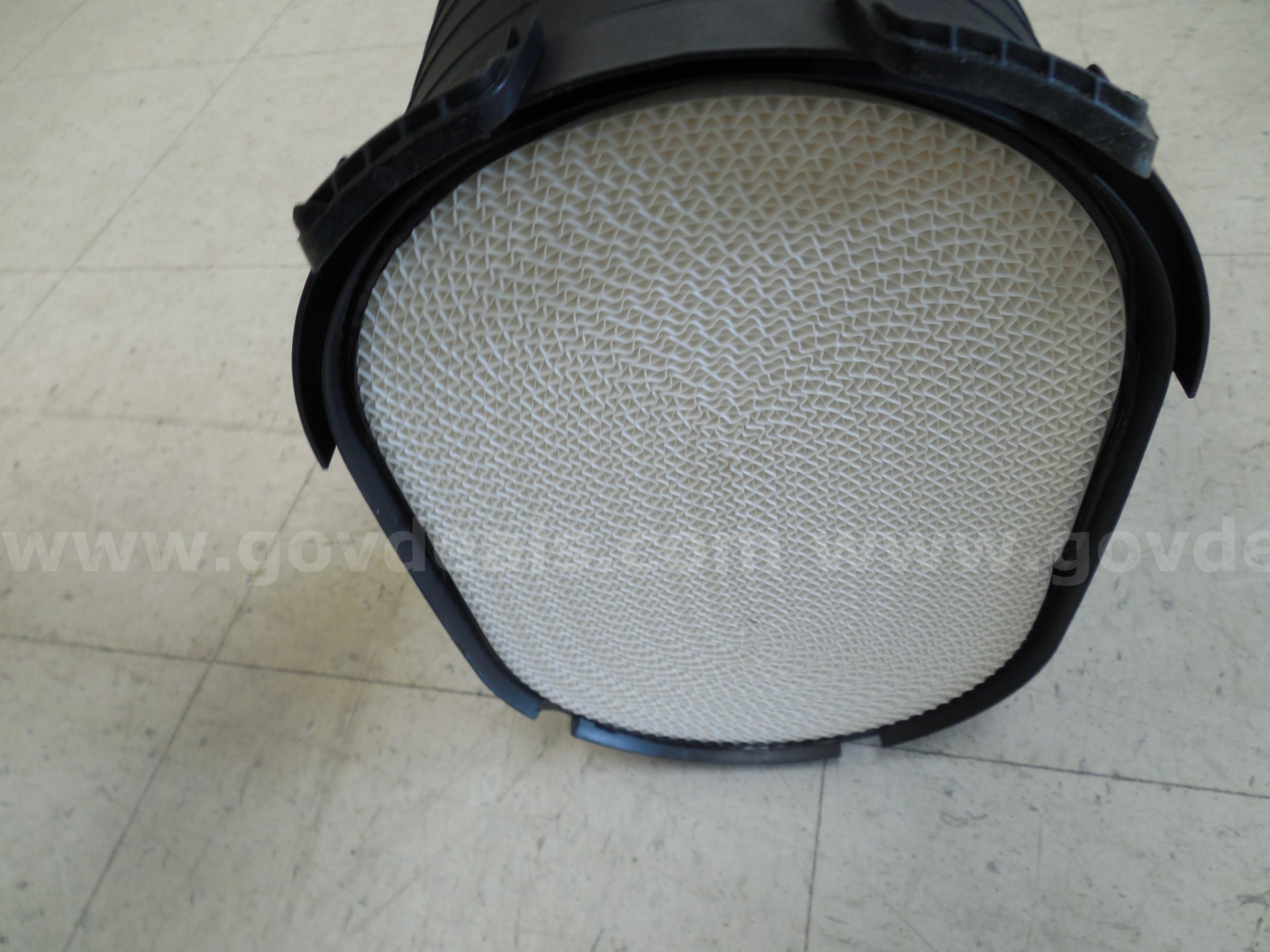 Engine air filter   Government Surplus Auction - Photo #4