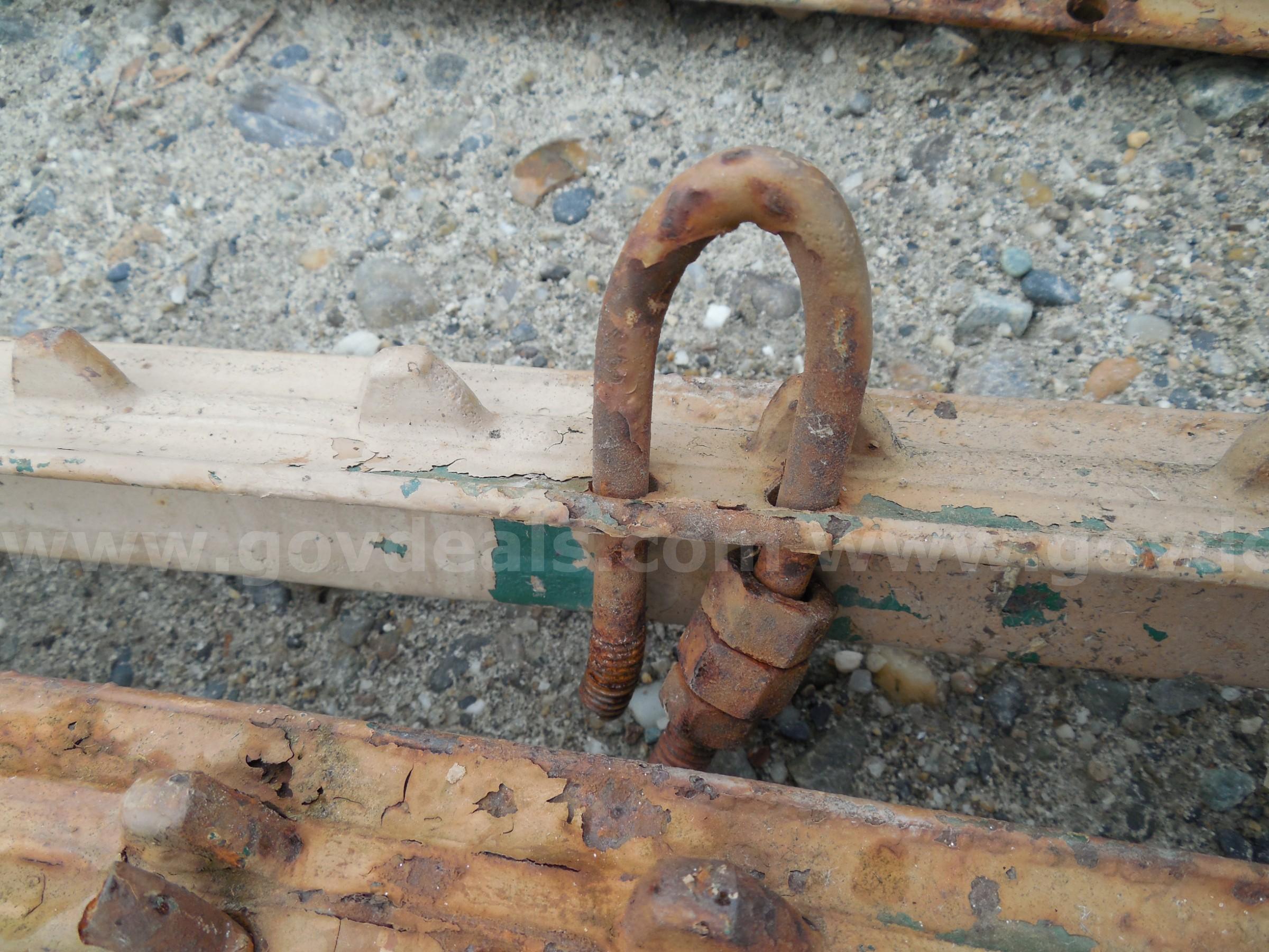 Steel Fence Panels, Vertical Bars & Posts   Government Surplus Auction - Photo #5
