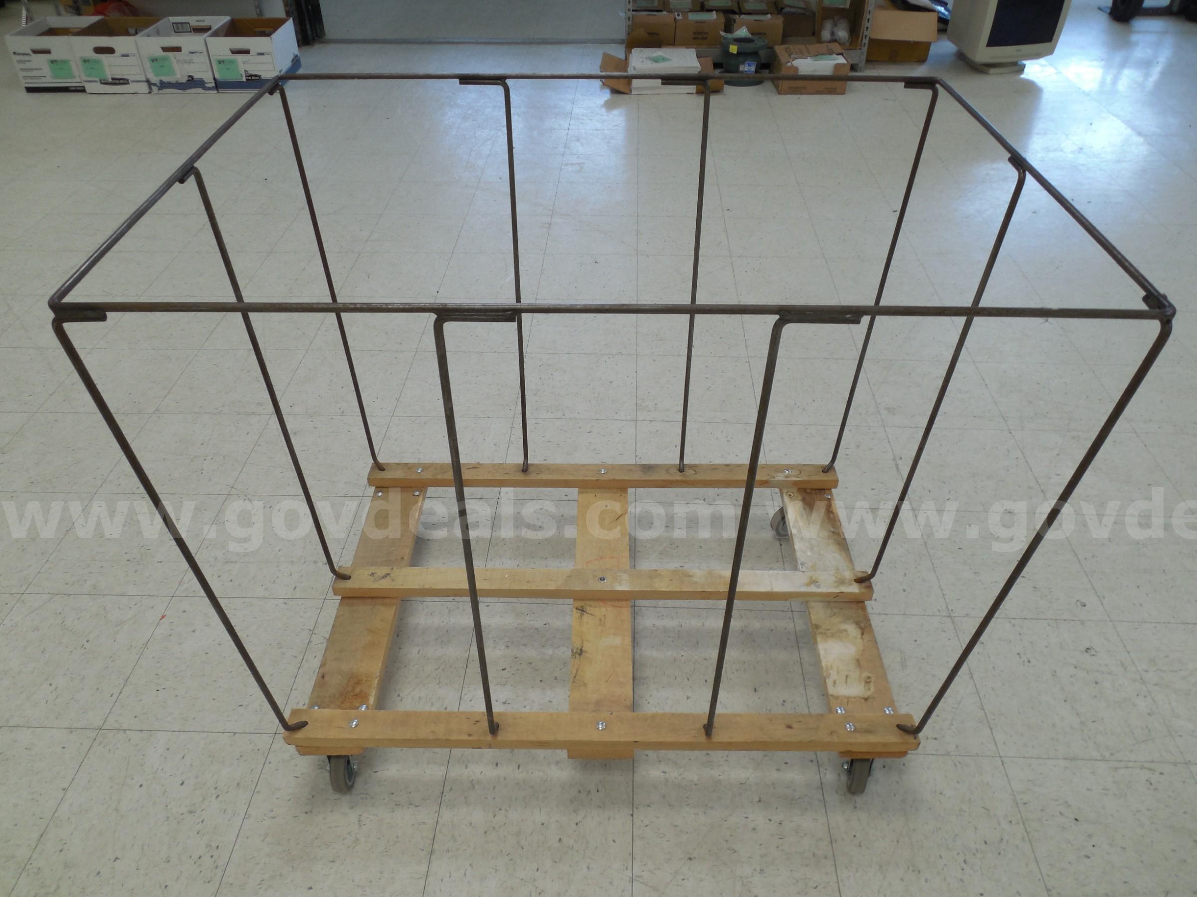 Handmade utility cart   Government Surplus Auction - Photo #3