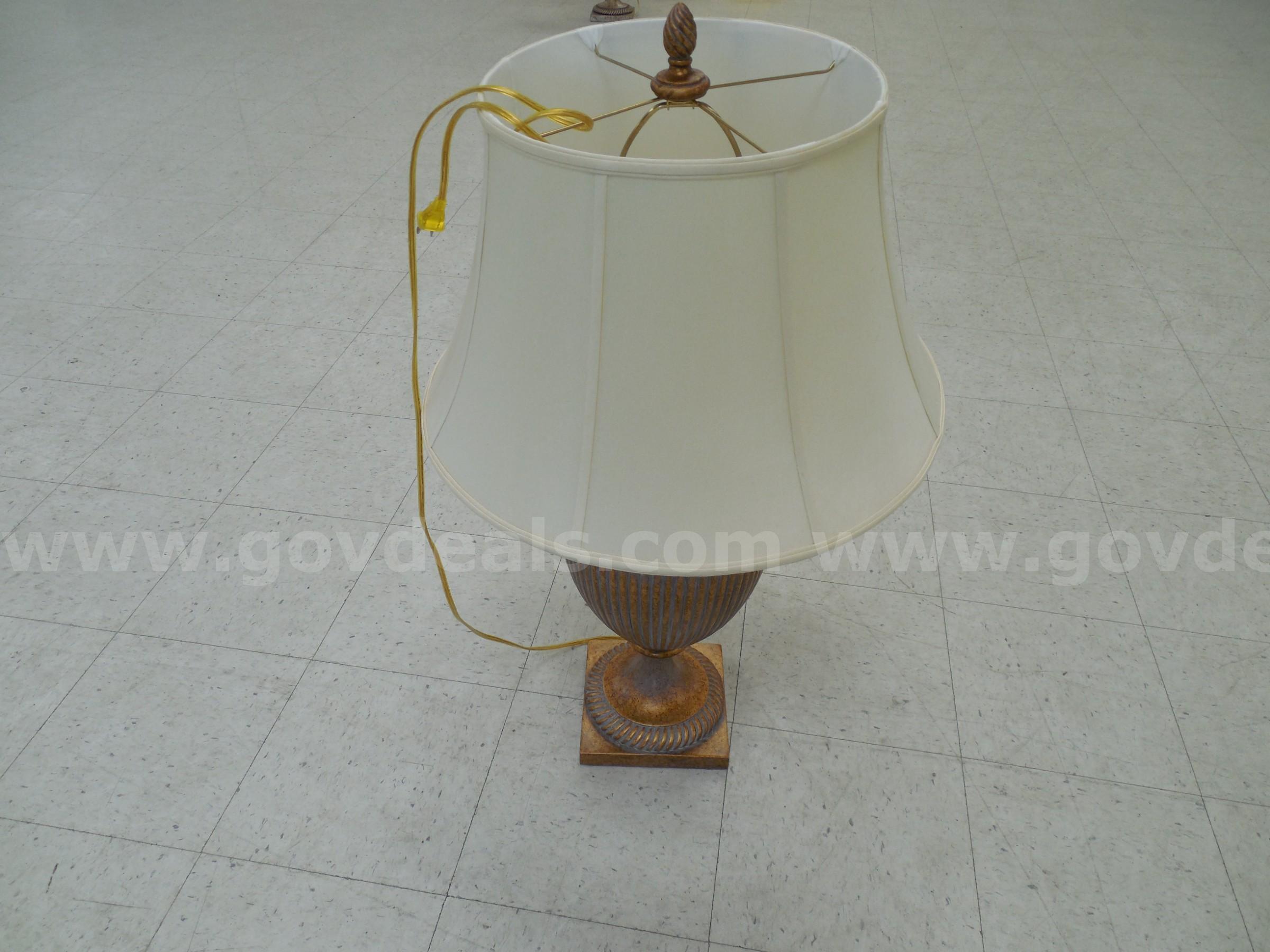 Fine art lamp