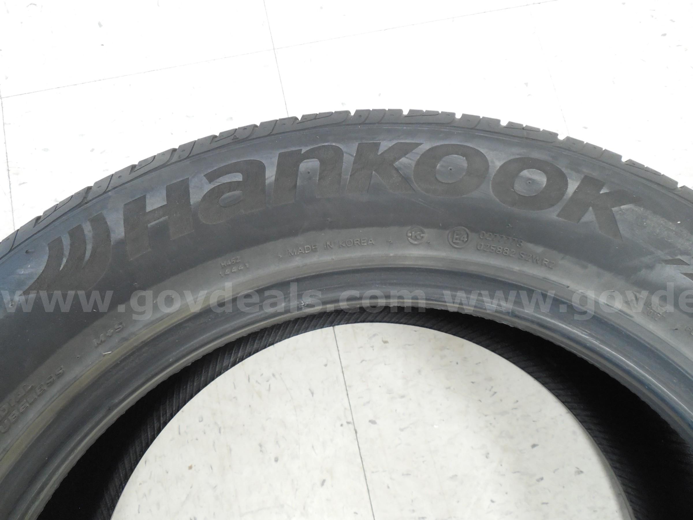Set of four rimless tires   Government Surplus Auction - Photo #2
