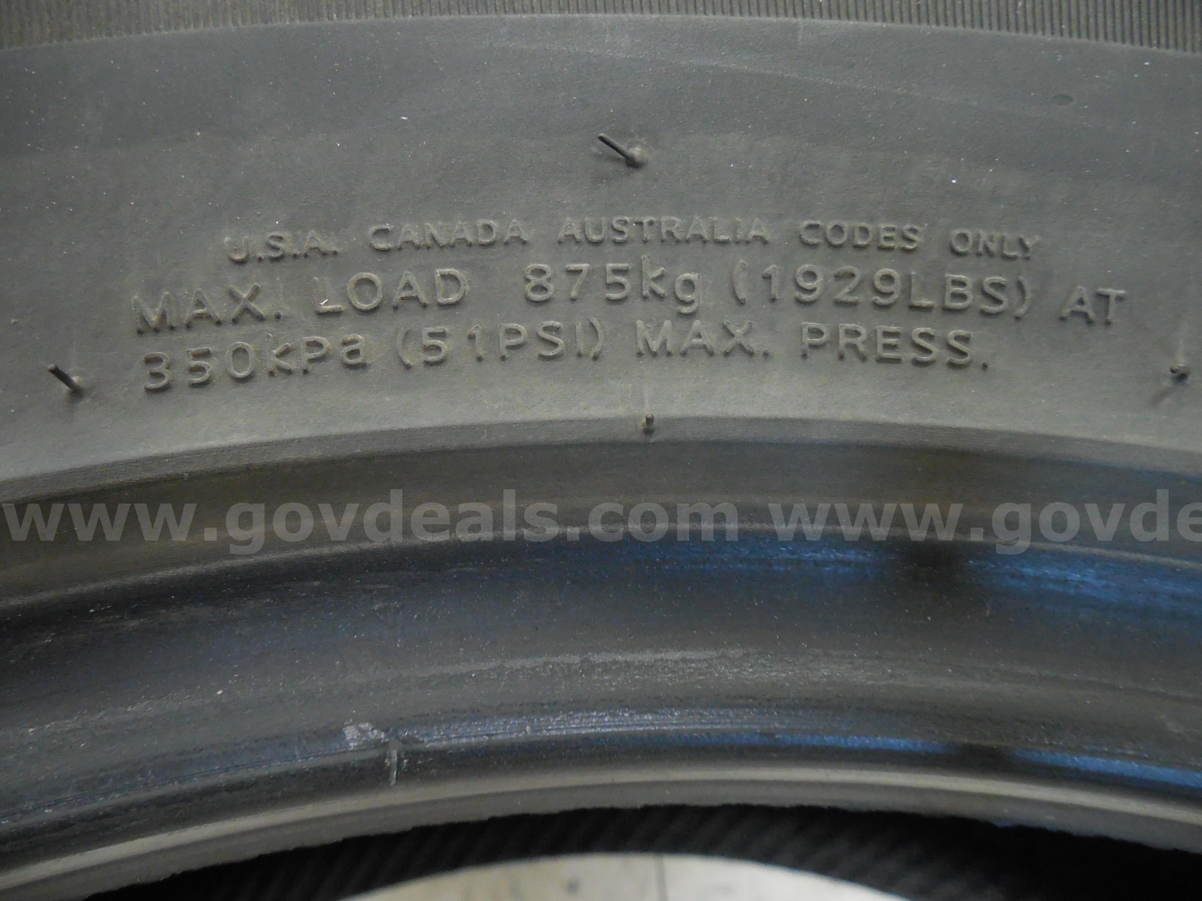 Set of four rimless tires   Government Surplus Auction - Photo #6