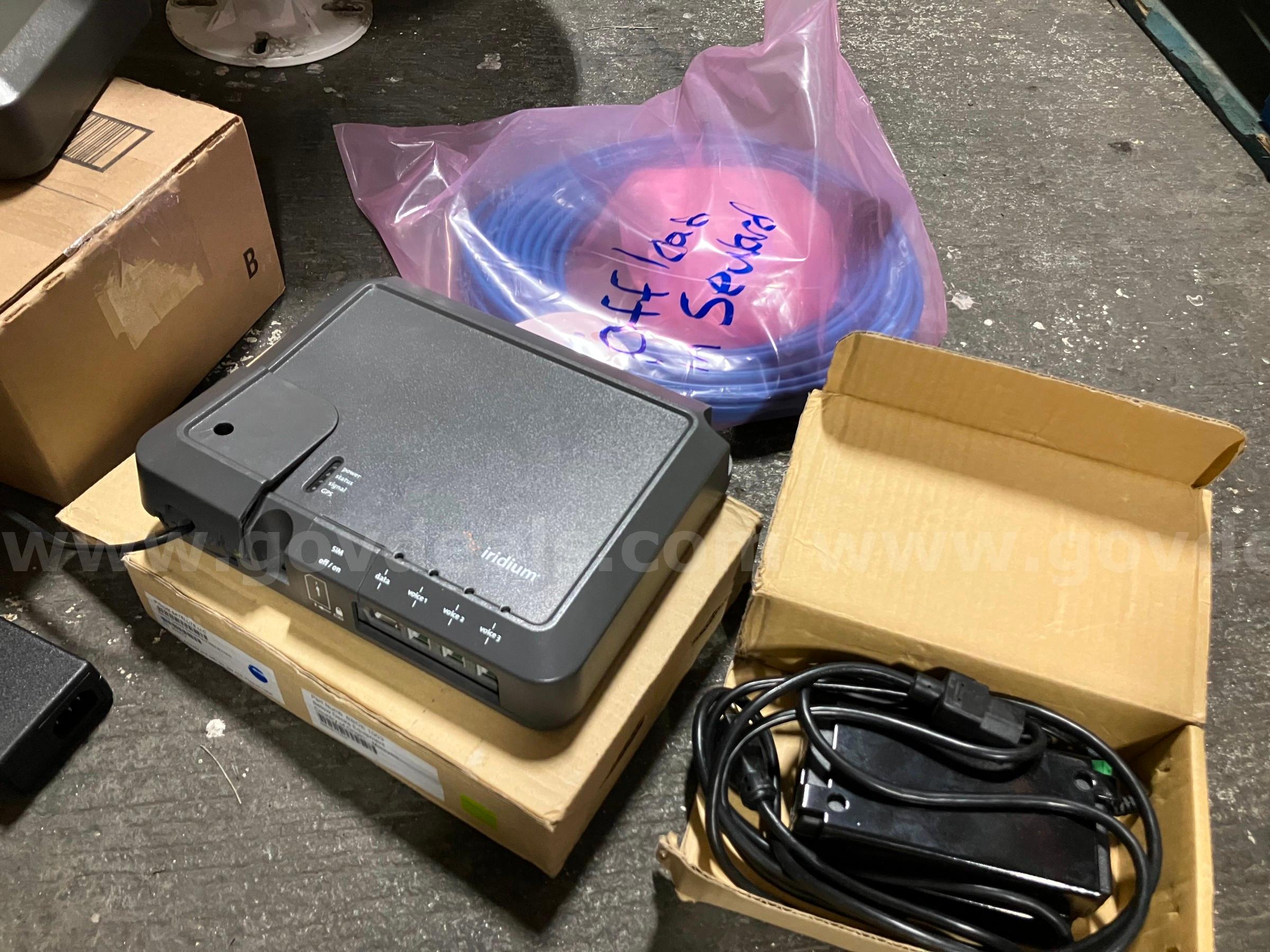 Iridium satellite communication system   Government Surplus Auction - Photo #2