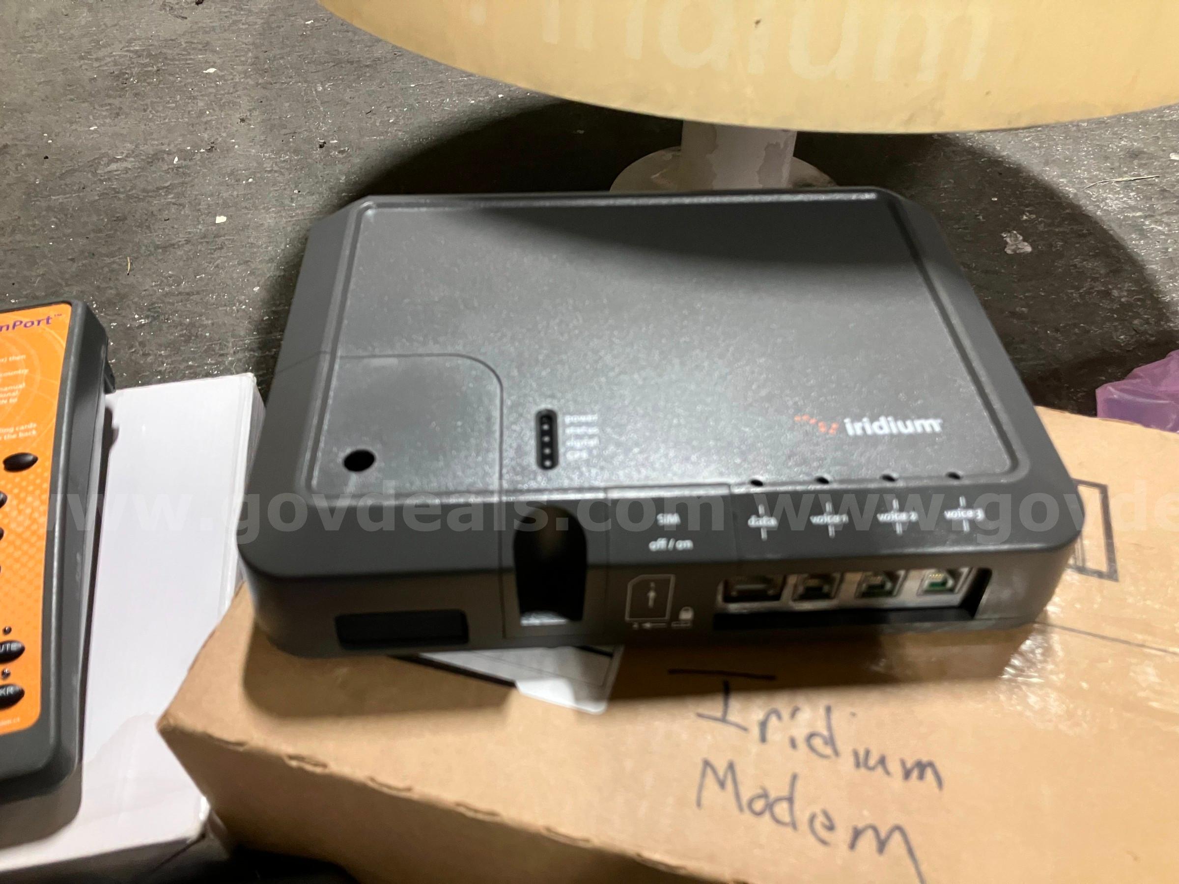 Iridium satellite communication system   Government Surplus Auction - Photo #4