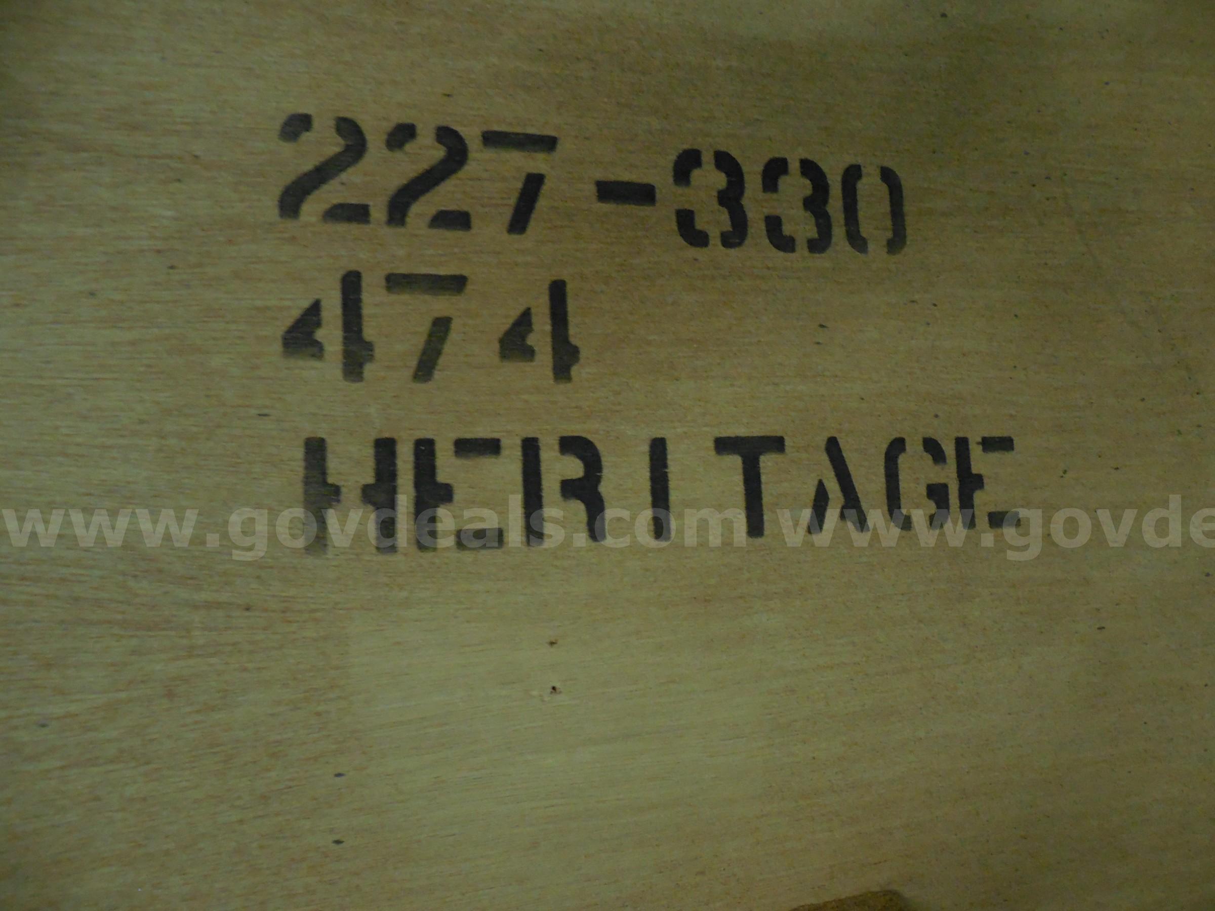 Solid wood expandable dining room table with set of 12 matching chairs   Government Surplus Auction - Photo #3