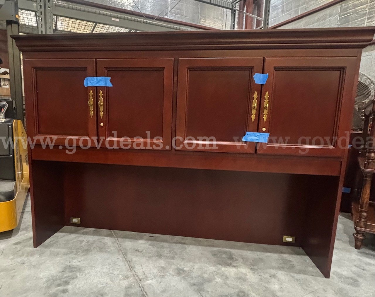 OFS Executive Cherry Office Furniture Suite   Government Surplus Auction - Photo #5