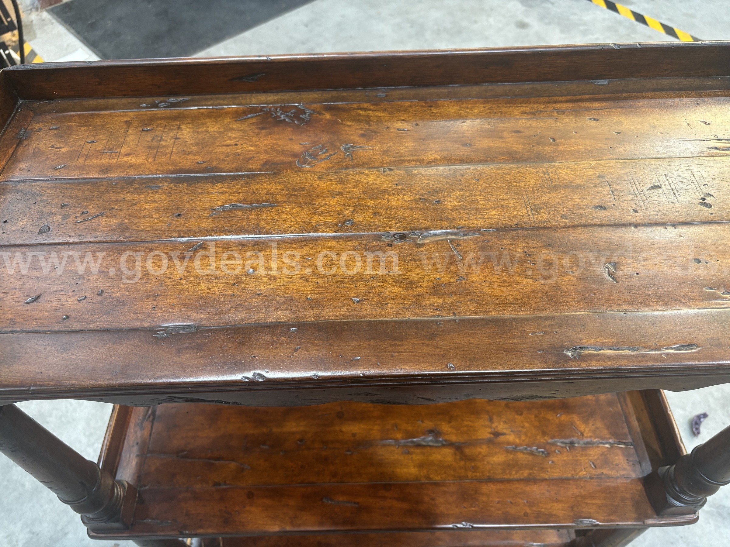 Wooden Tiered Accent Shelf   Government Surplus Auction - Photo #5