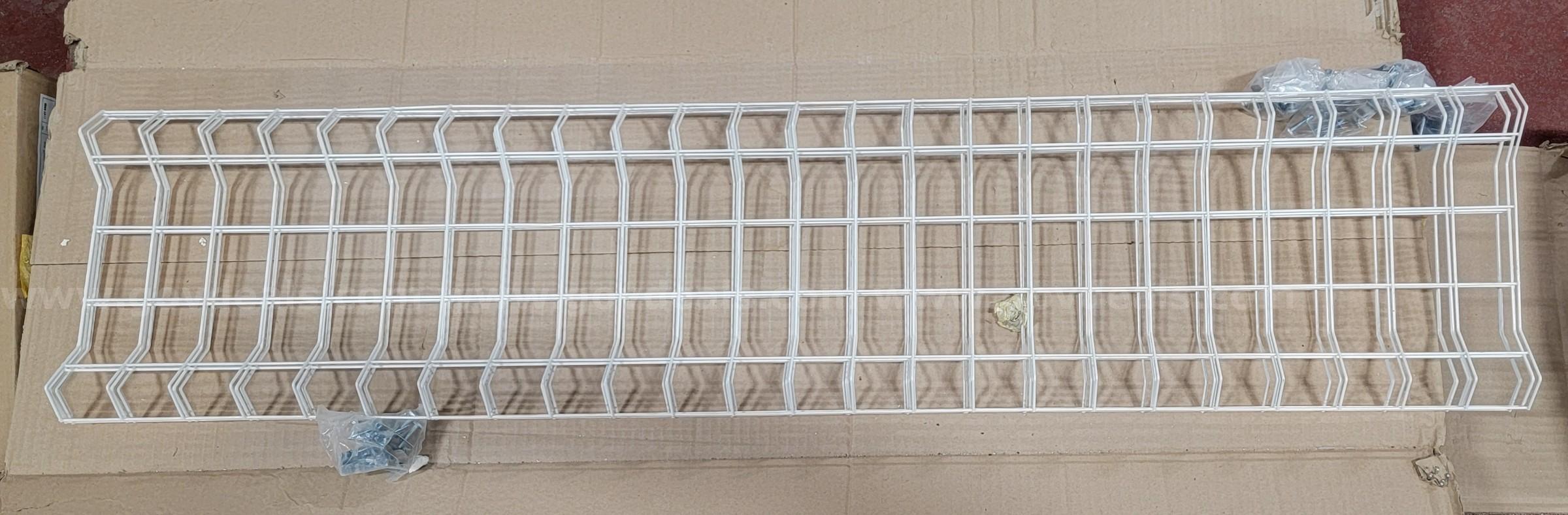 1 Pallet Various Lighting   Government Surplus Auction - Photo #6