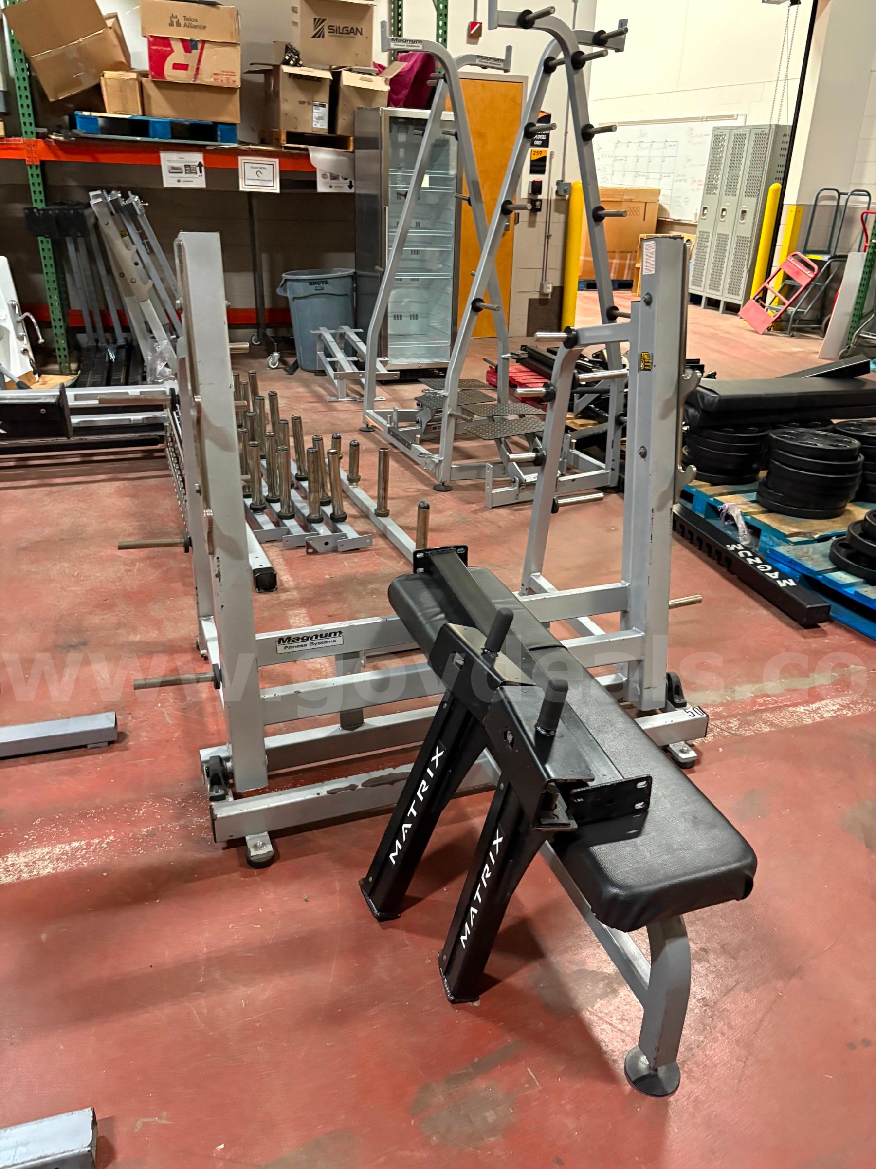 Lot of Weightlifting Equipment   Government Surplus Auction - Photo #6