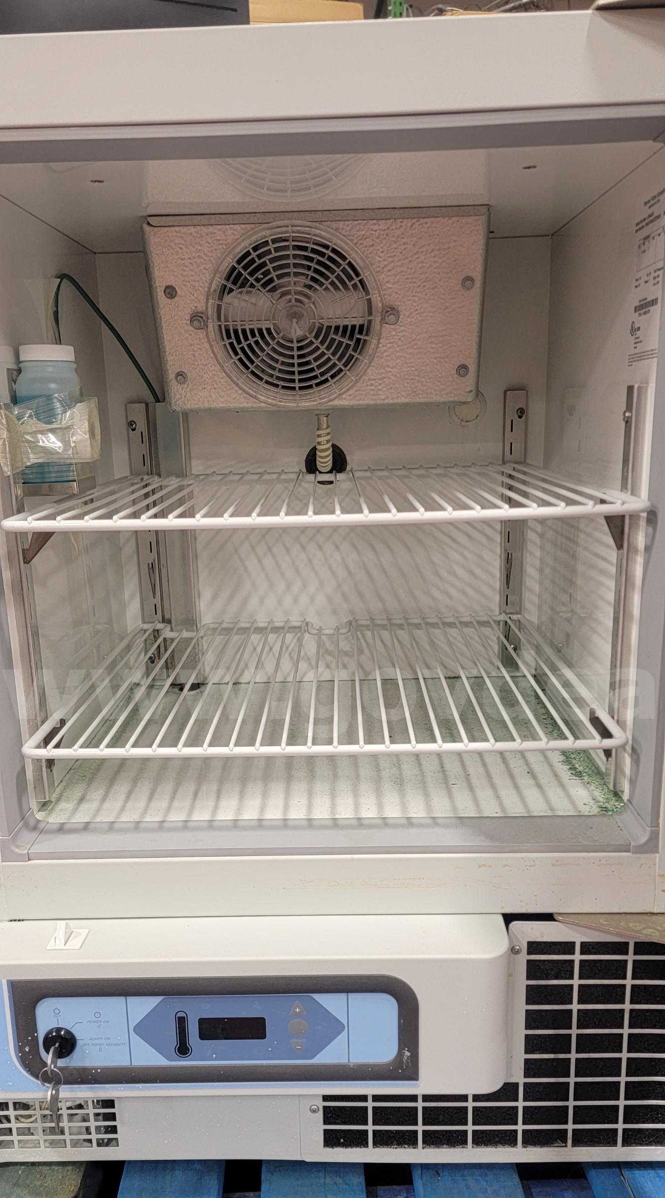 Thermo Fisher Scientific Puffer Hubbard   Government Surplus Auction - Photo #5