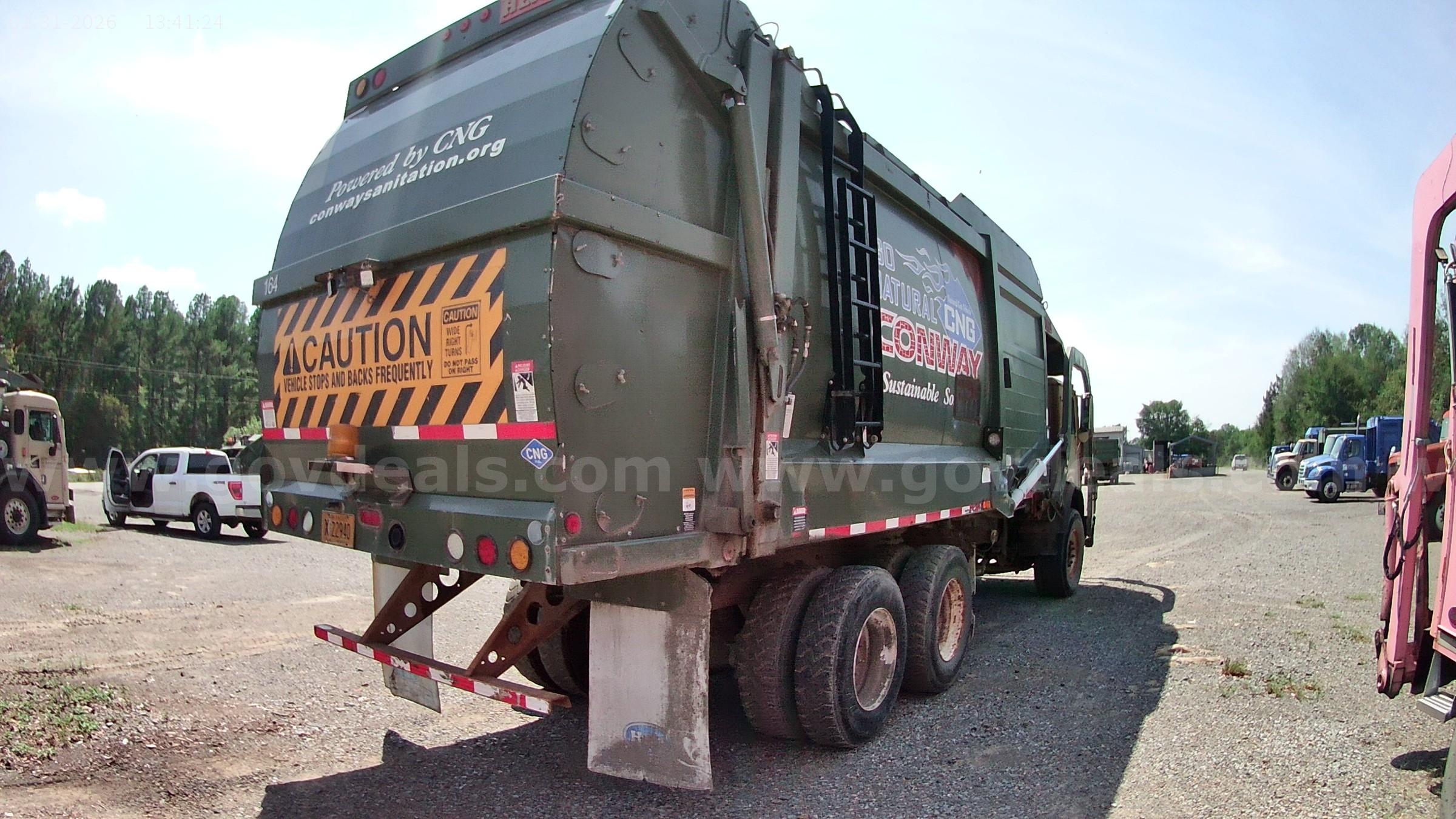 2015 Mack MRU613 Mack MRU613 Government Surplus Auction - Photo #6